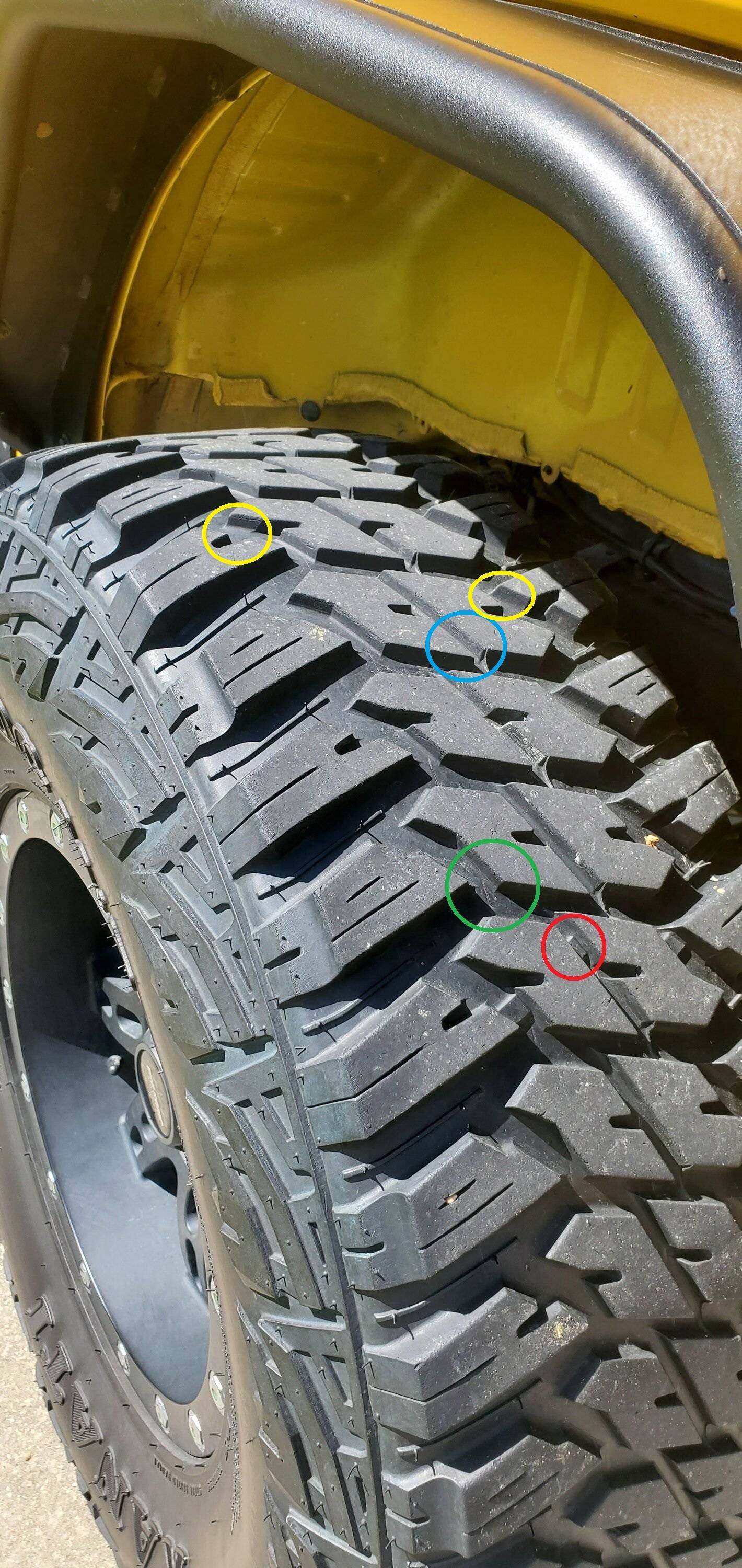 Jeep Wrangler JL Lol @ Discount Tire... 20220724_100156