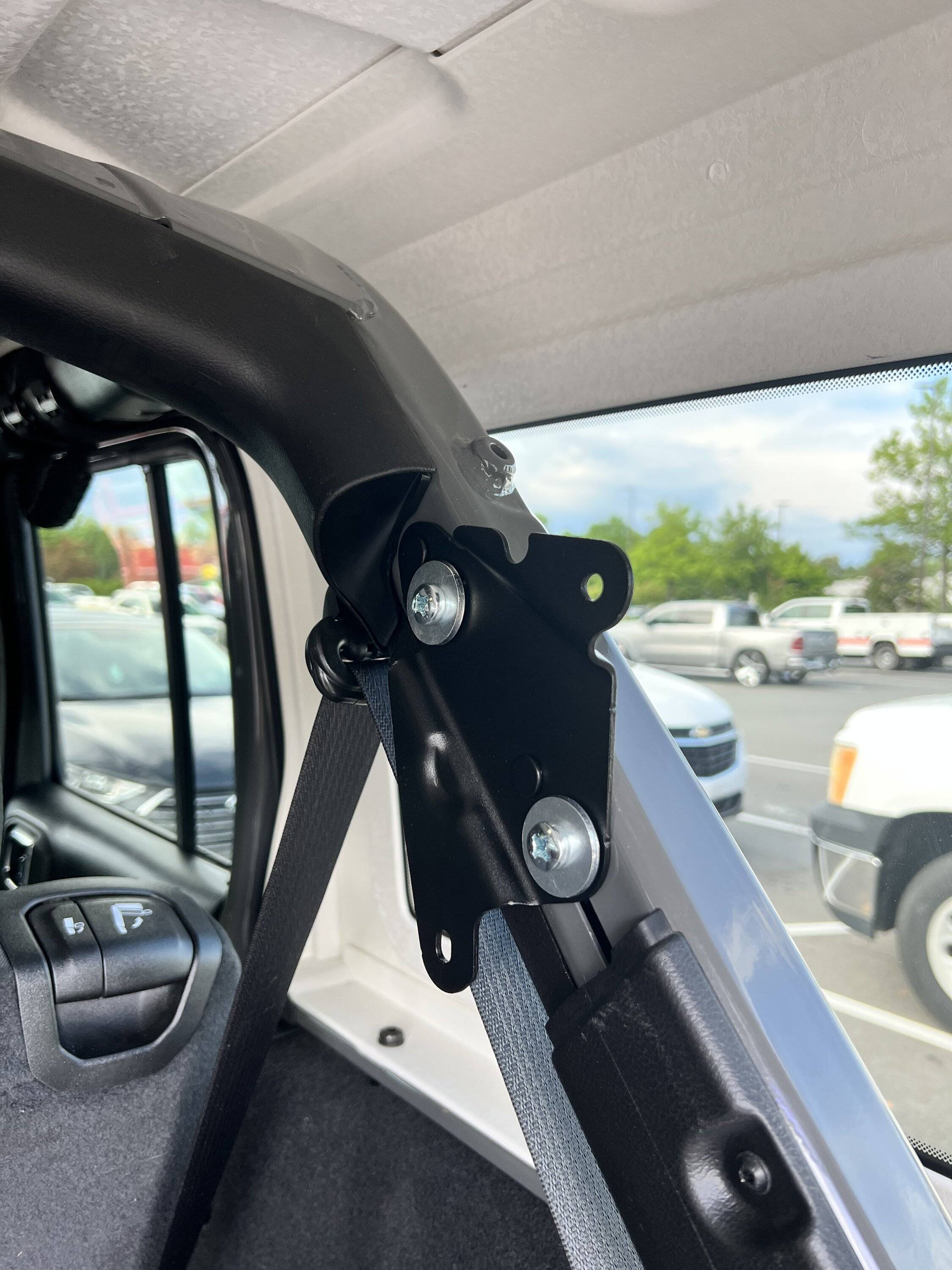 Jeep Wrangler JL Soft top screw HELP!! 951BCDDD-5D6E-4D26-BCBE-837E59D18DAD