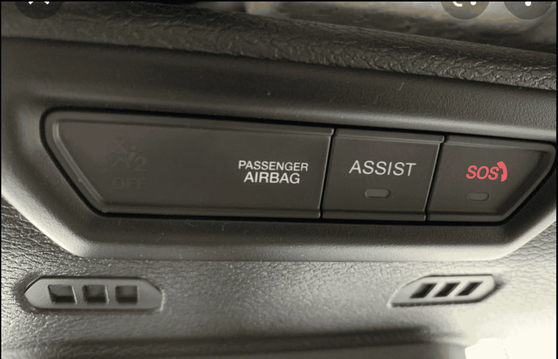 Jeep Wrangler JL Accessing the airbag assist button Screen Shot 2022-07-28 at 2.36.50 PM