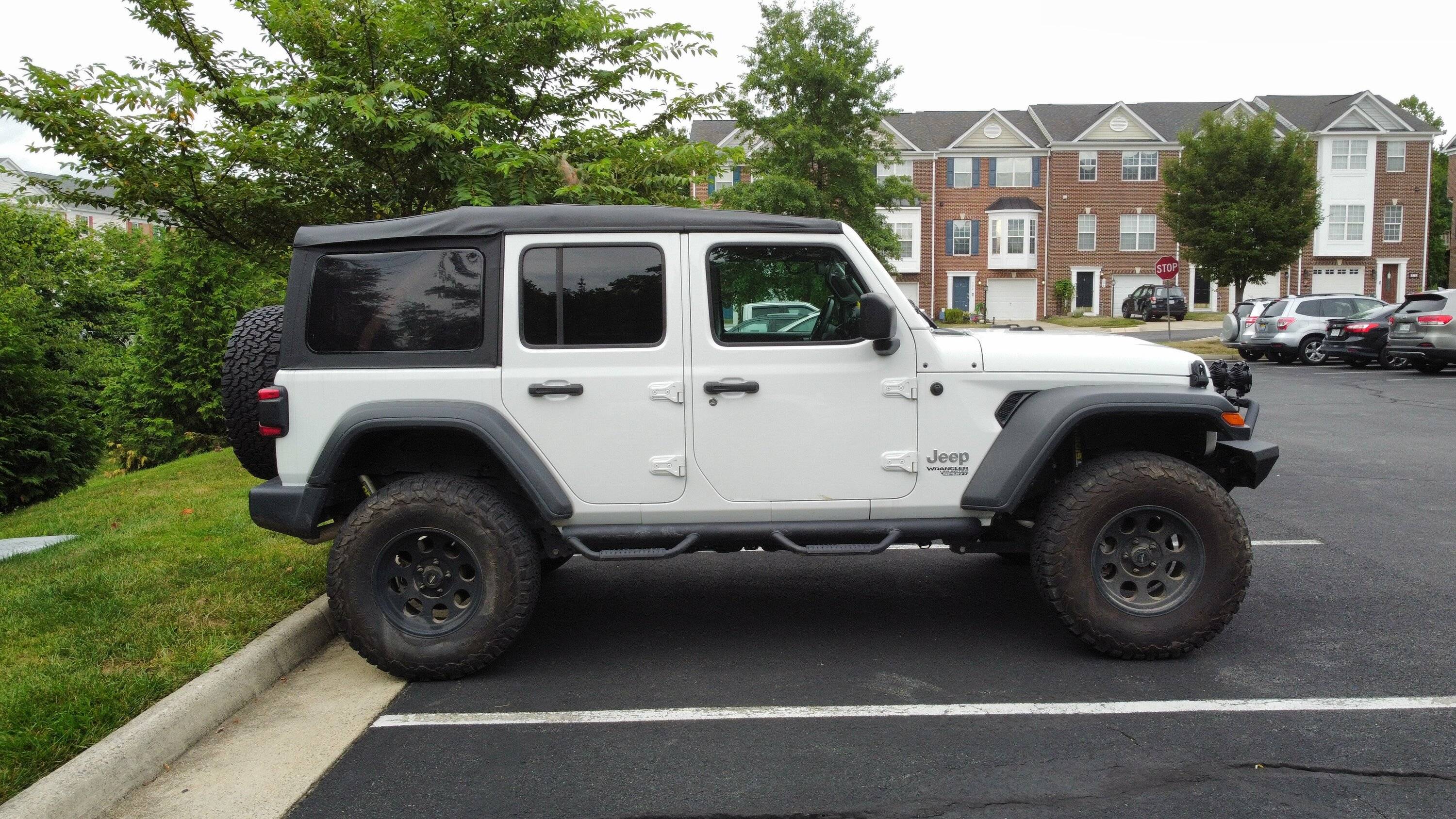 Jeep Wrangler JL 2020 JLU Sport (Modified) B6EEA561-F543-45F8-8E47-2AF077EF11A1