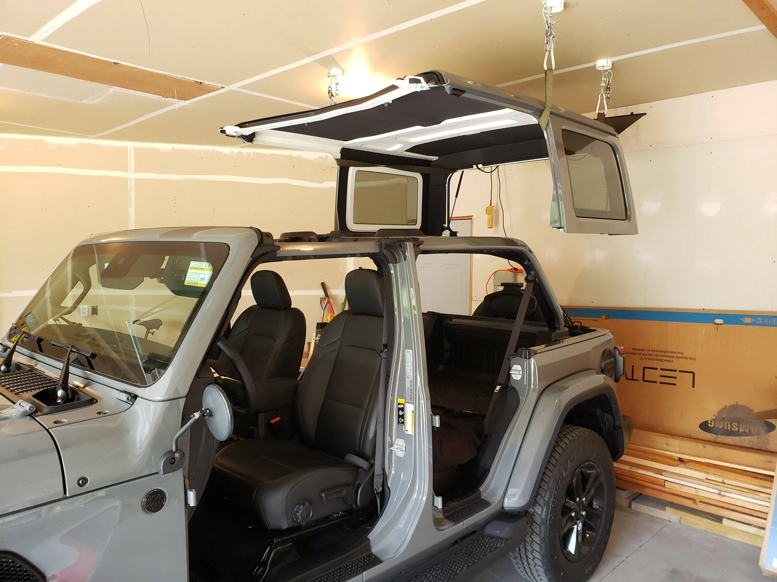 Jeep Wrangler JL Jeeps with hard top 20210531_141033