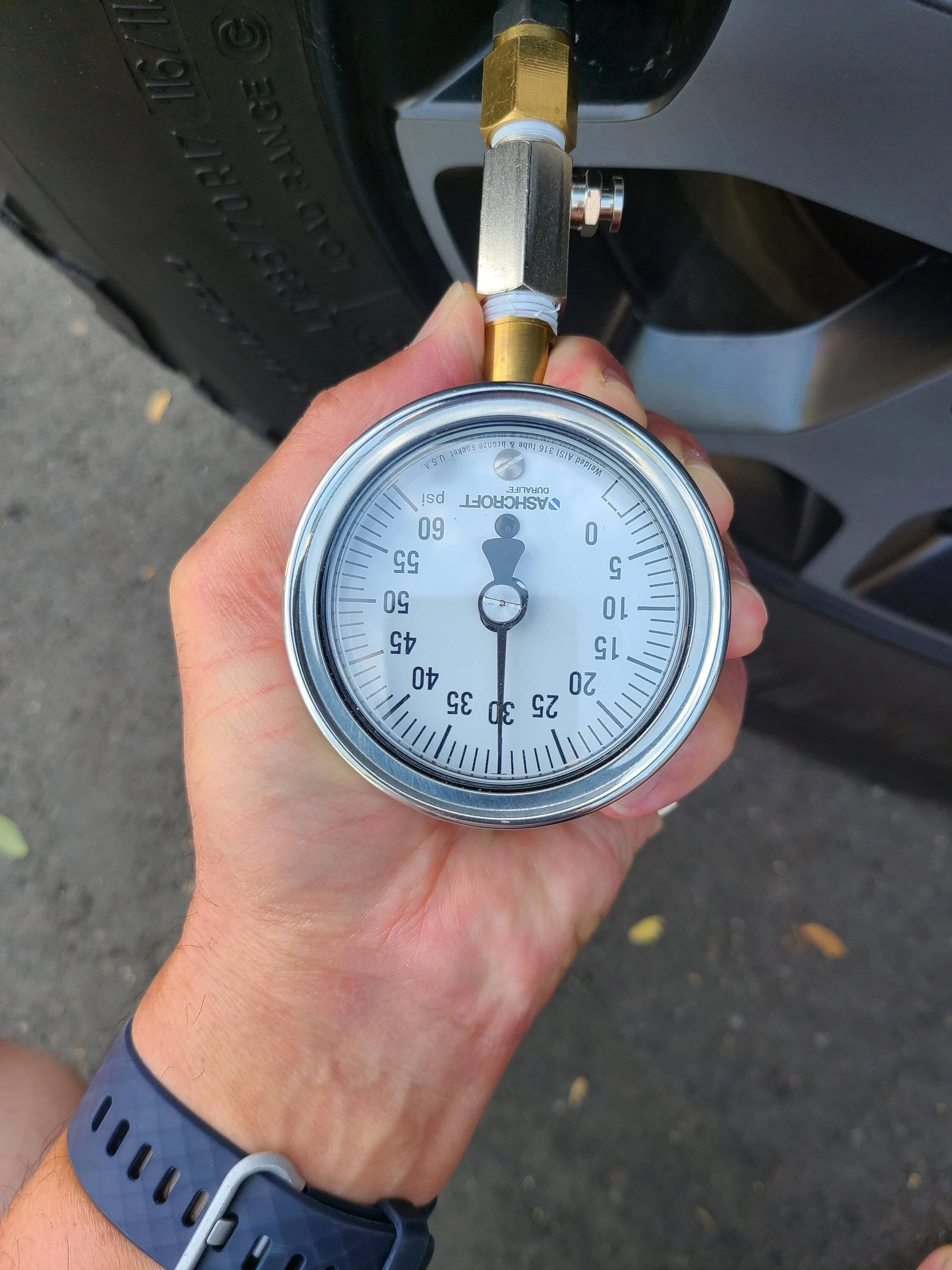 Jeep Wrangler JL Tire Pressure: Who's Right? 20220731_165945
