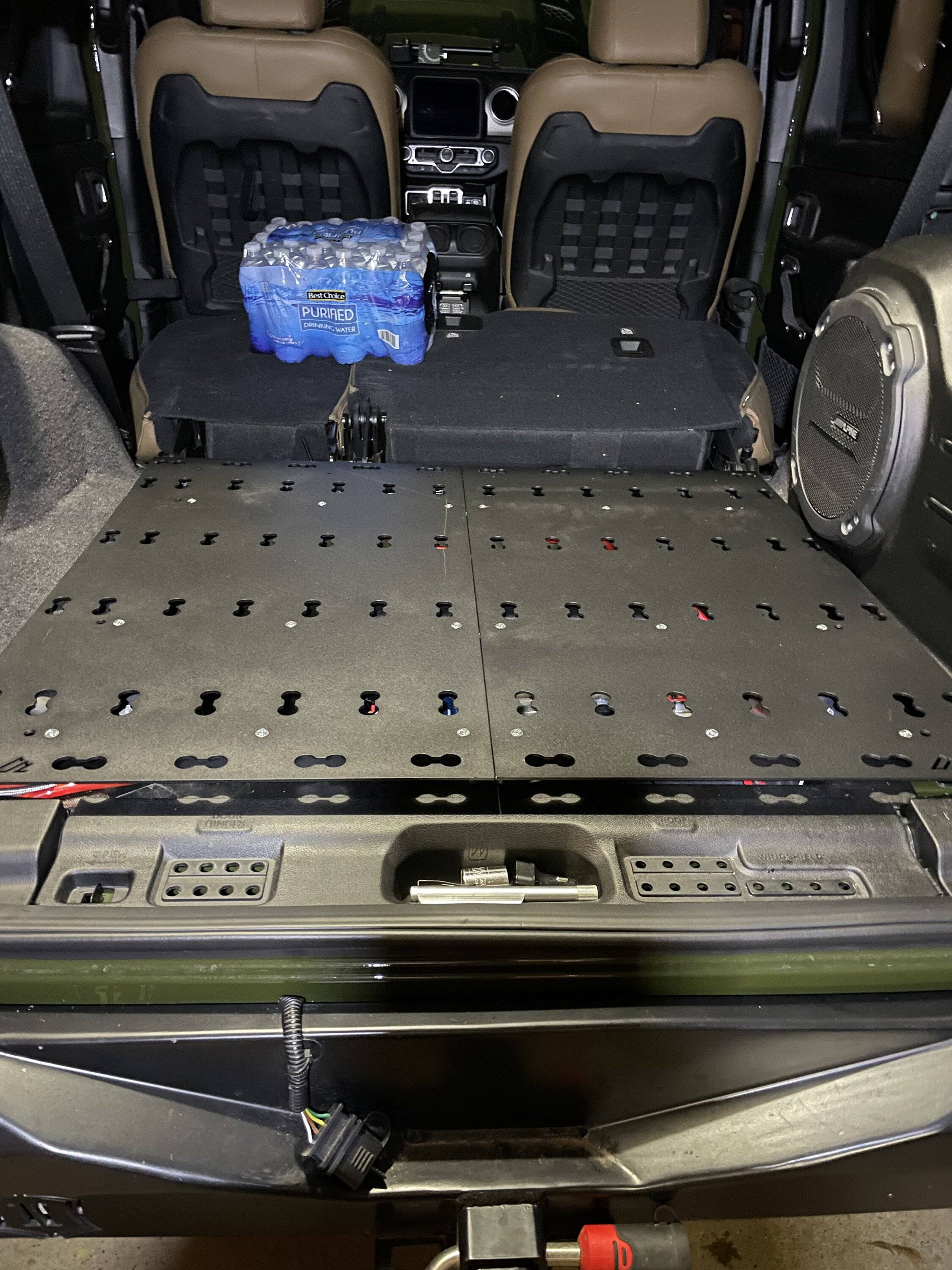 Jeep Wrangler JL The Bubba Fett build 36233838-35C5-4175-9C71-56B4587D229C