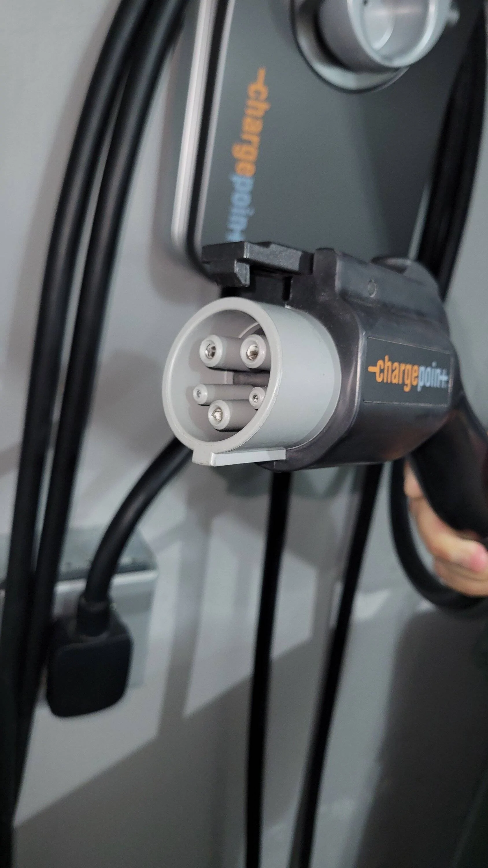 Jeep Wrangler JL ChargePoint Home Flex Level 2 Charger 20220718_170919
