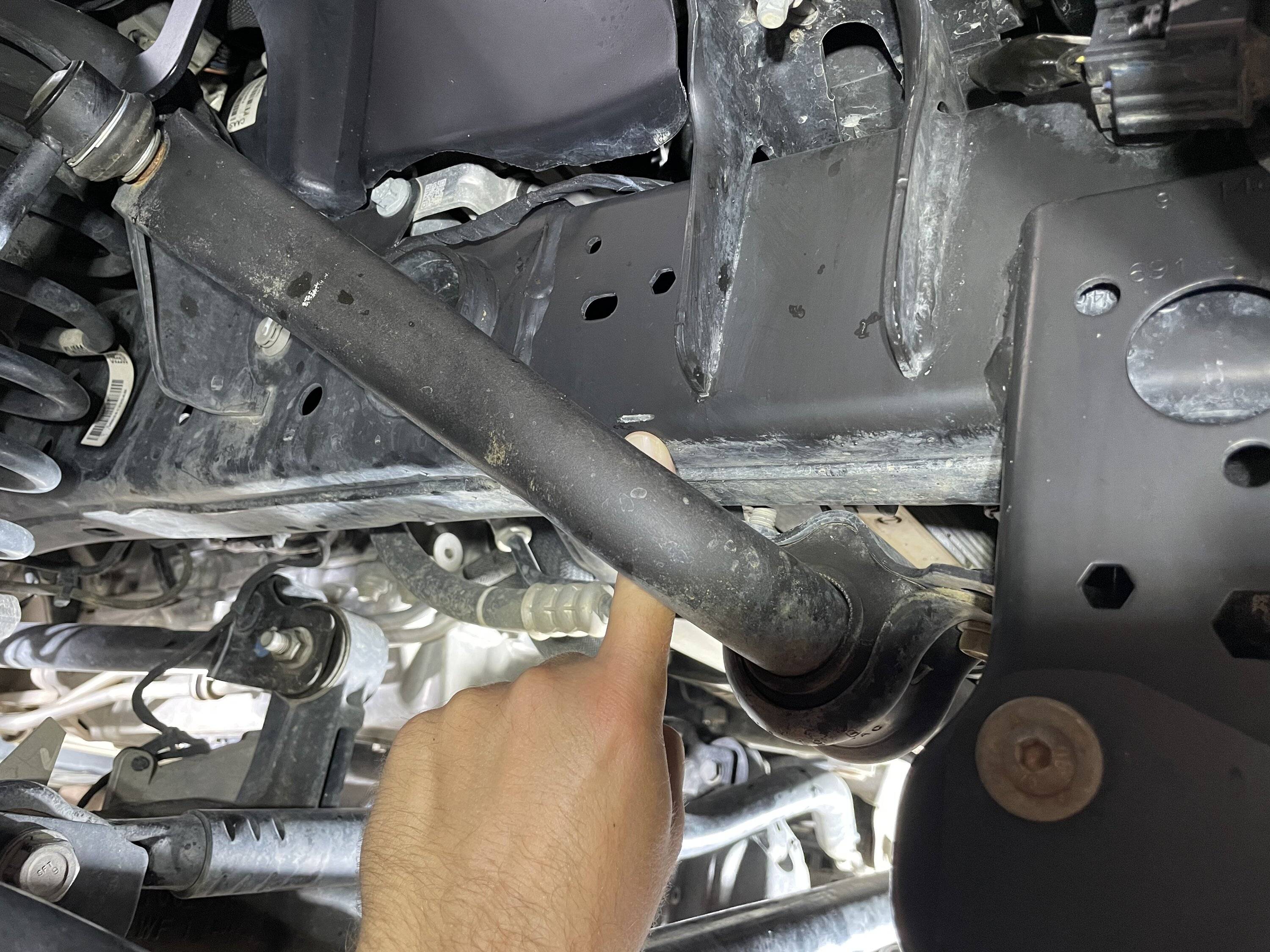 Jeep Wrangler JL Is this normal? Tie rod wiggle / knock AD7539D9-6E22-4FD8-974B-A66C0674A58F