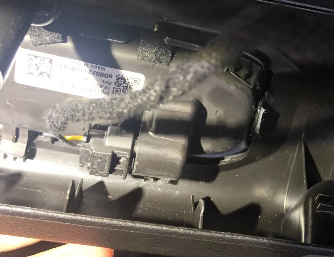 Jeep Wrangler JL Cargo Light Wiring Connector plug
