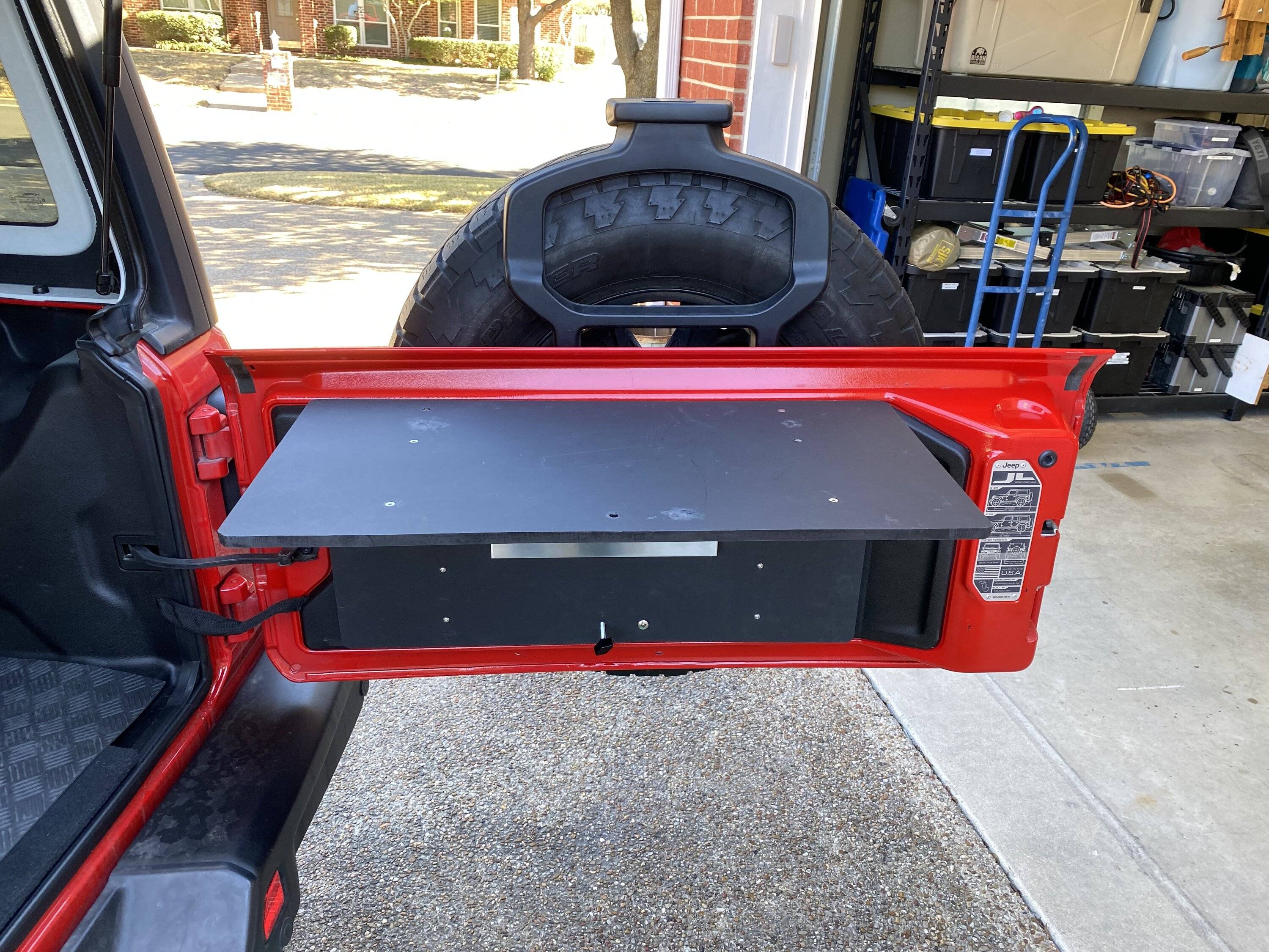 Jeep Wrangler JL Show off your Tailgate Tables! 30DFBC77-62C5-4BFC-91A0-D2109D200D74