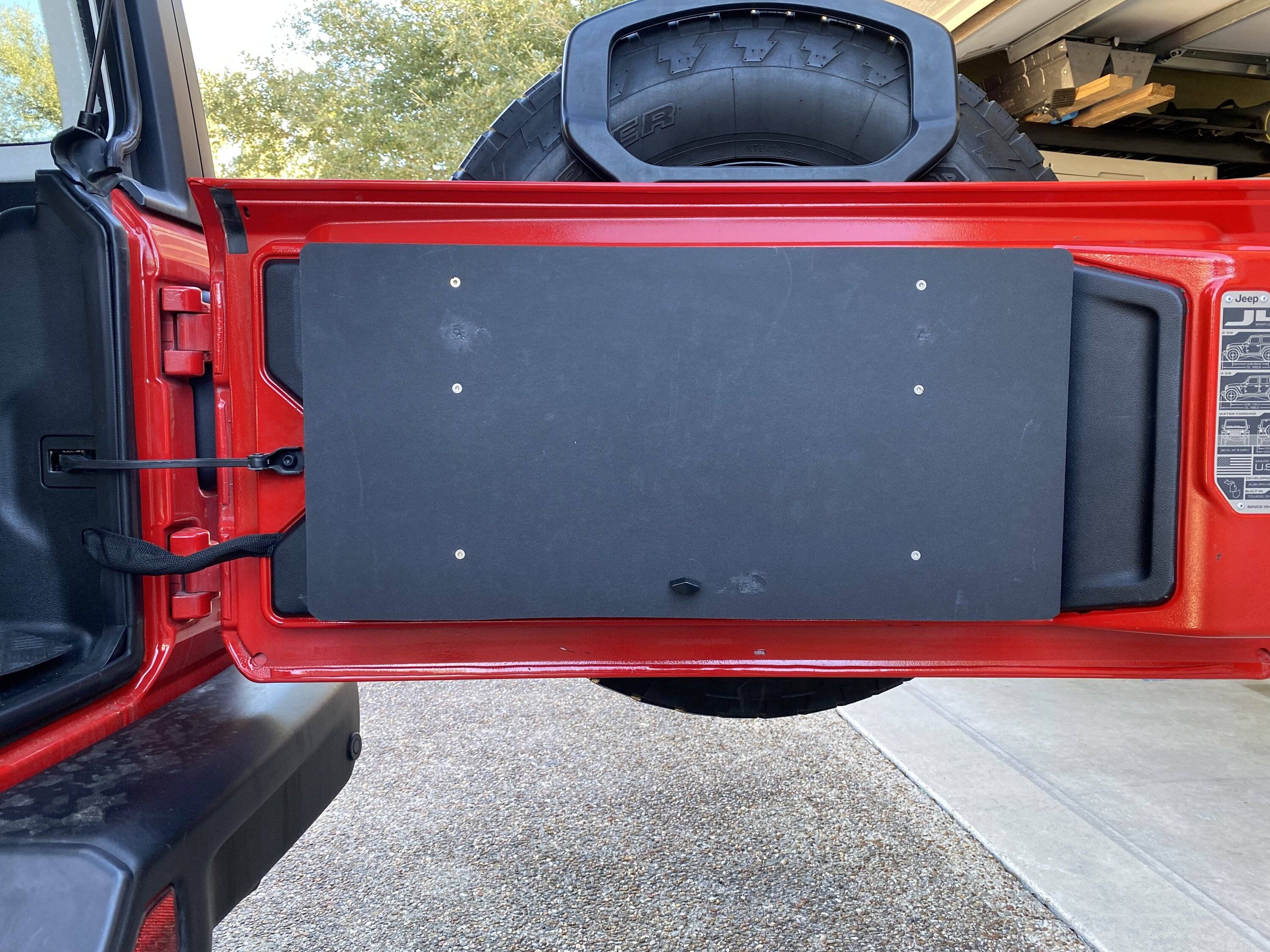 Jeep Wrangler JL Show off your Tailgate Tables! F603DDDF-378B-4A3F-9FF6-E17636AB5B1F