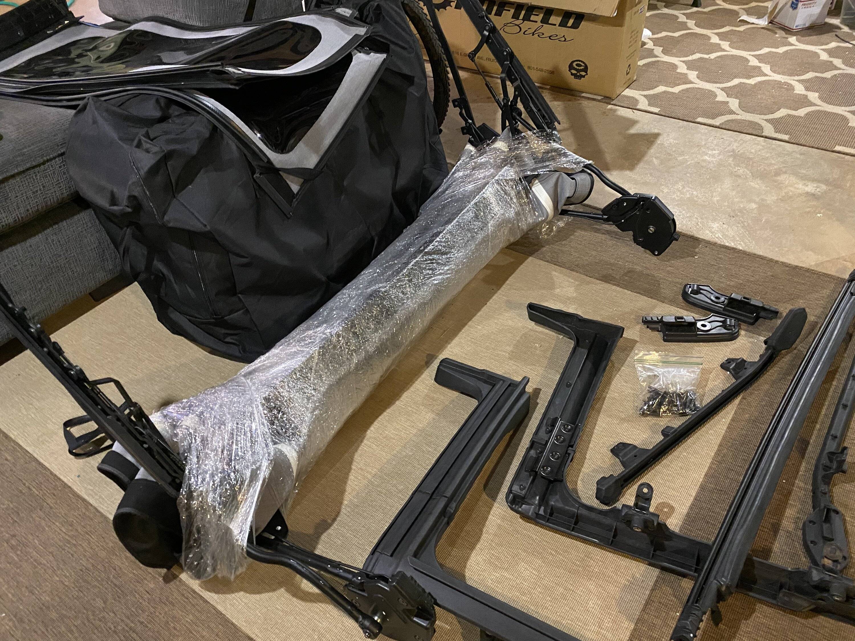 Jeep Wrangler JL 2-door Mopar Soft Top OEM BB2653F9-74D9-4878-B811-7FB798FA2945