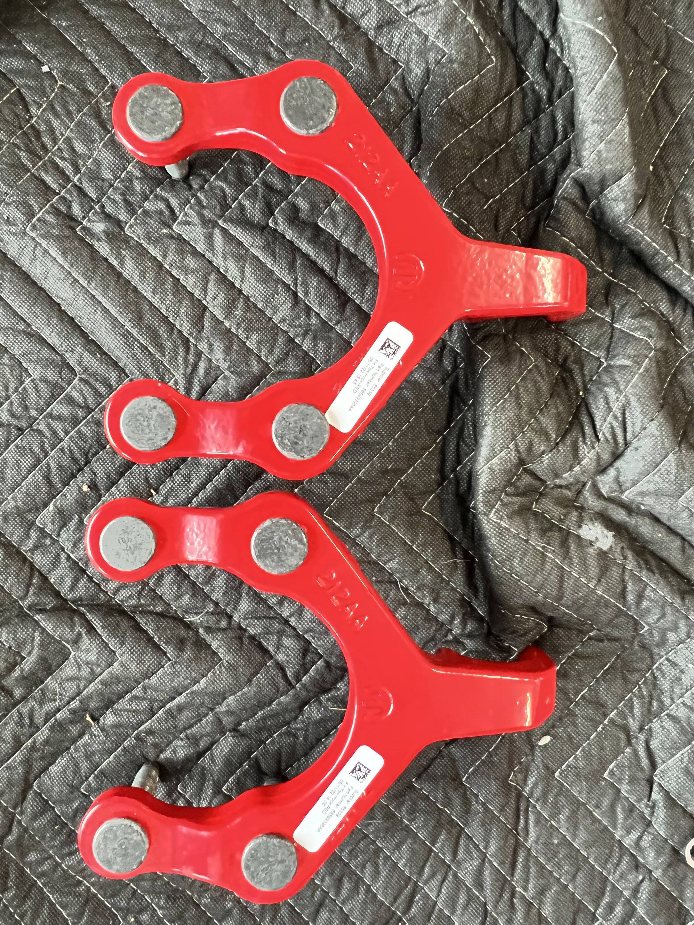 Jeep Wrangler JL TOW HOOKS (RED) D989E0D9-1AE9-4D89-9285-FCA6C22DD281