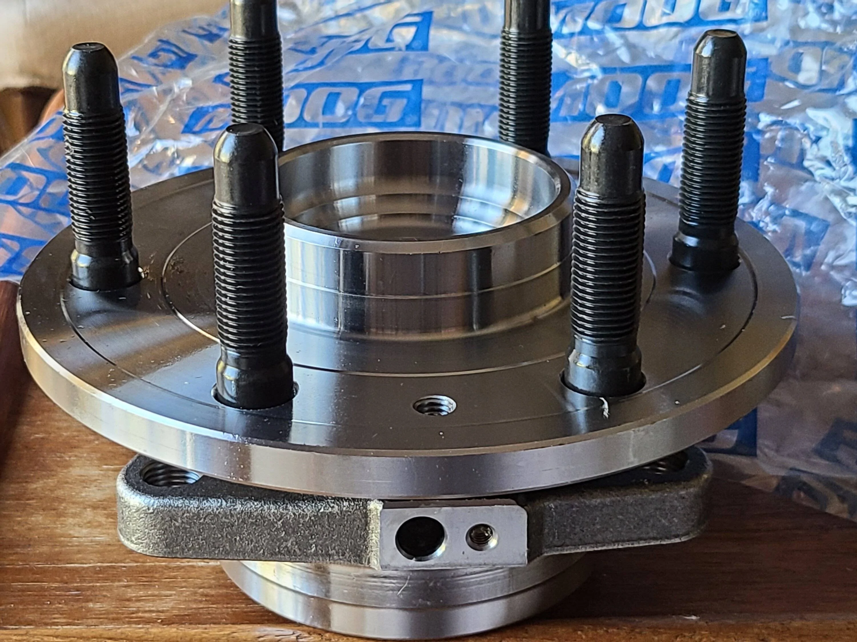 Jeep Wrangler JL Anyone Ever Grease A Modular Wheel Hub Assembly? 20220806_093523