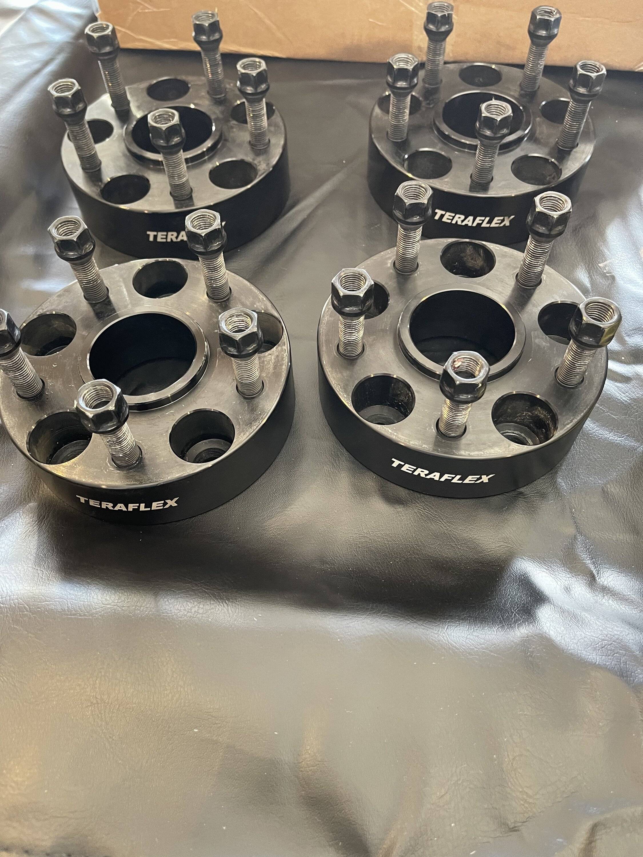 Jeep Wrangler JL Teraflex wheel spacers 1.75 2DA3684A-0EAF-4032-A117-BD468E4557C1