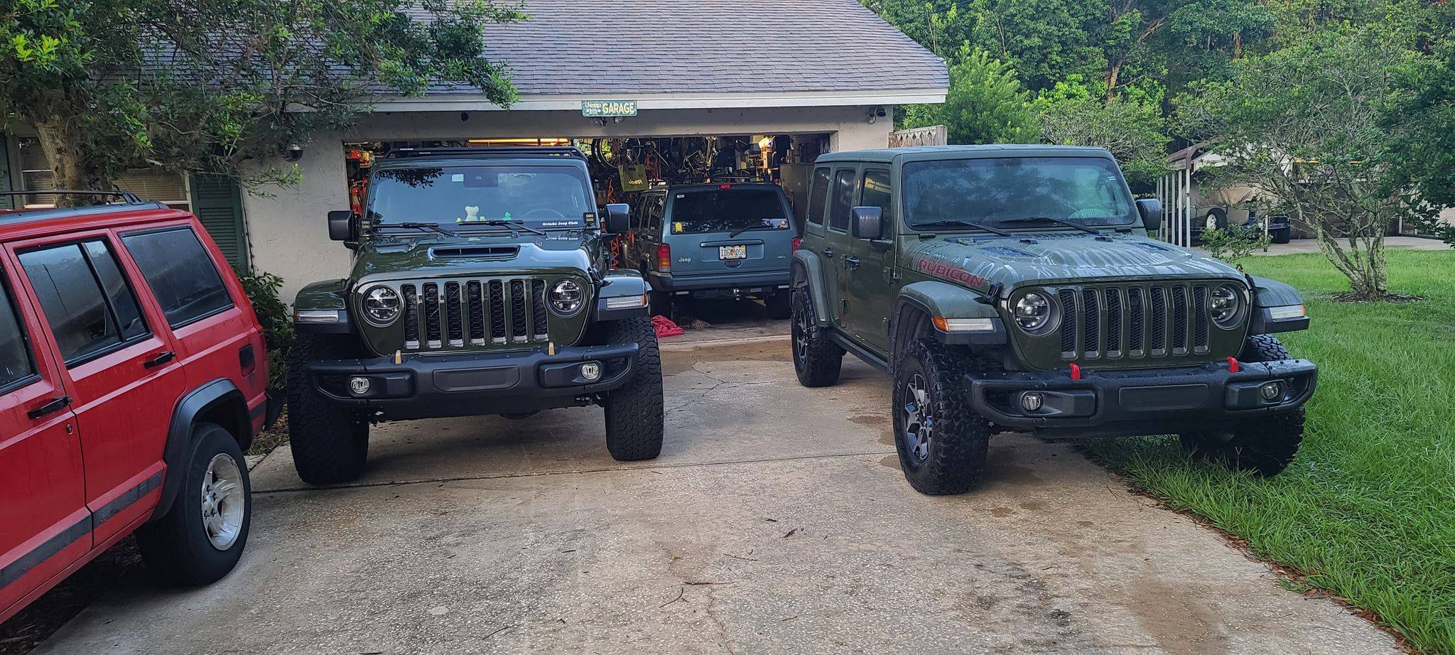 Jeep Wrangler JL Sarge vs High Velocity frt JLs