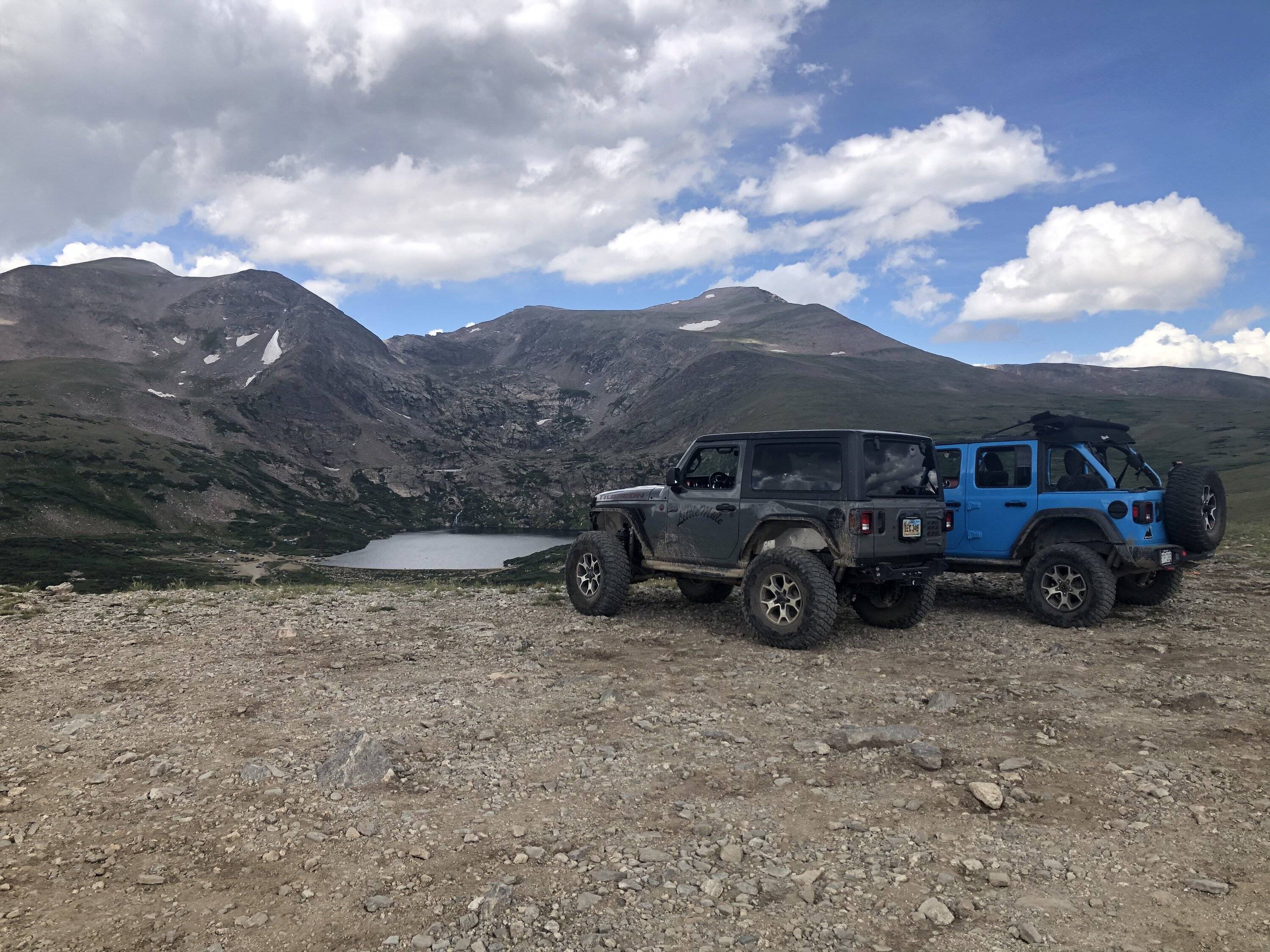 Jeep Wrangler JL Why Are 2-Doors Fun to Drive? 0182E63B-ECA0-47E3-915A-672B5D12AC78