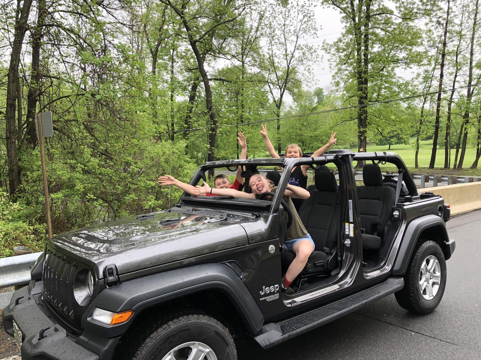 Jeep Wrangler JL Naked JL Pics - Topless and Doorless (Jeeps only please) 27F0CCF0-0CFA-4ADB-B3ED-600BDA4773D1