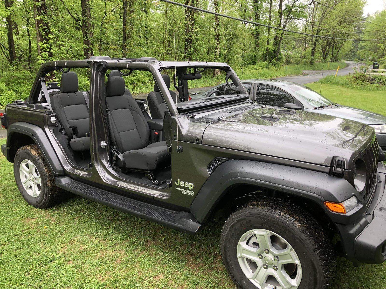 Jeep Wrangler JL Naked JL Pics - Topless and Doorless (Jeeps only please) BD4D14A8-576D-4C38-BE9B-D7769961A122