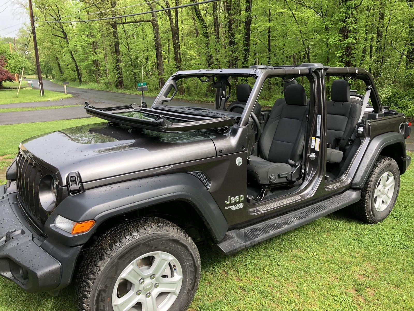 Jeep Wrangler JL Naked JL Pics - Topless and Doorless (Jeeps only please) D2C1427A-3E35-478E-A54B-6F1A347D987F