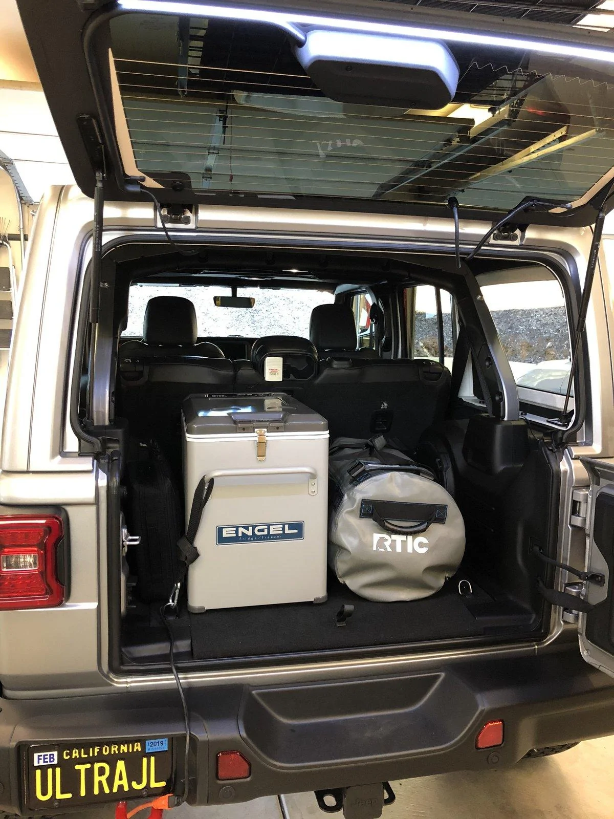 Jeep Wrangler JL Vector Offroad 2018 JLU Bright White Build 4AB91B5E-4700-4BCC-BA6F-0B6B1CD4C47F