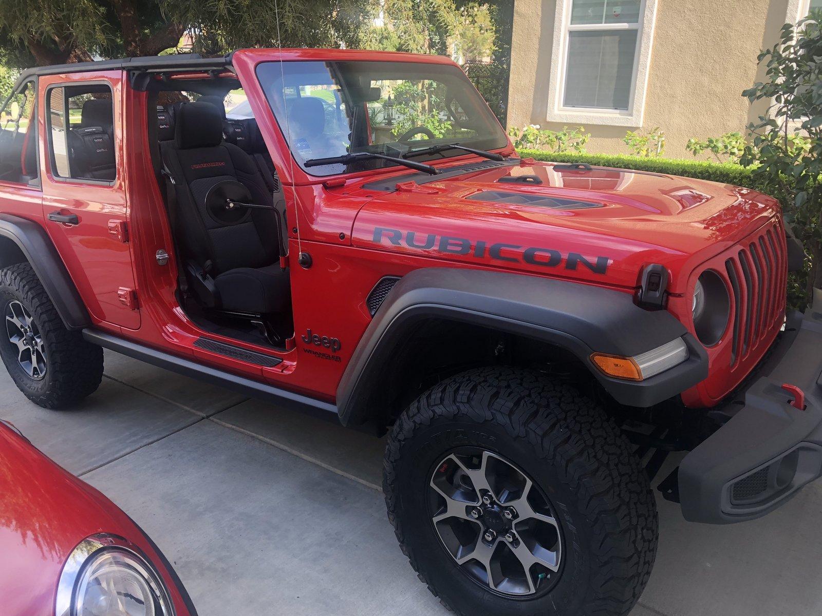 Jeep Wrangler JL Naked JL Pics - Topless and Doorless (Jeeps only please) 0874743E-E309-45CC-AADF-3045A9C26D79