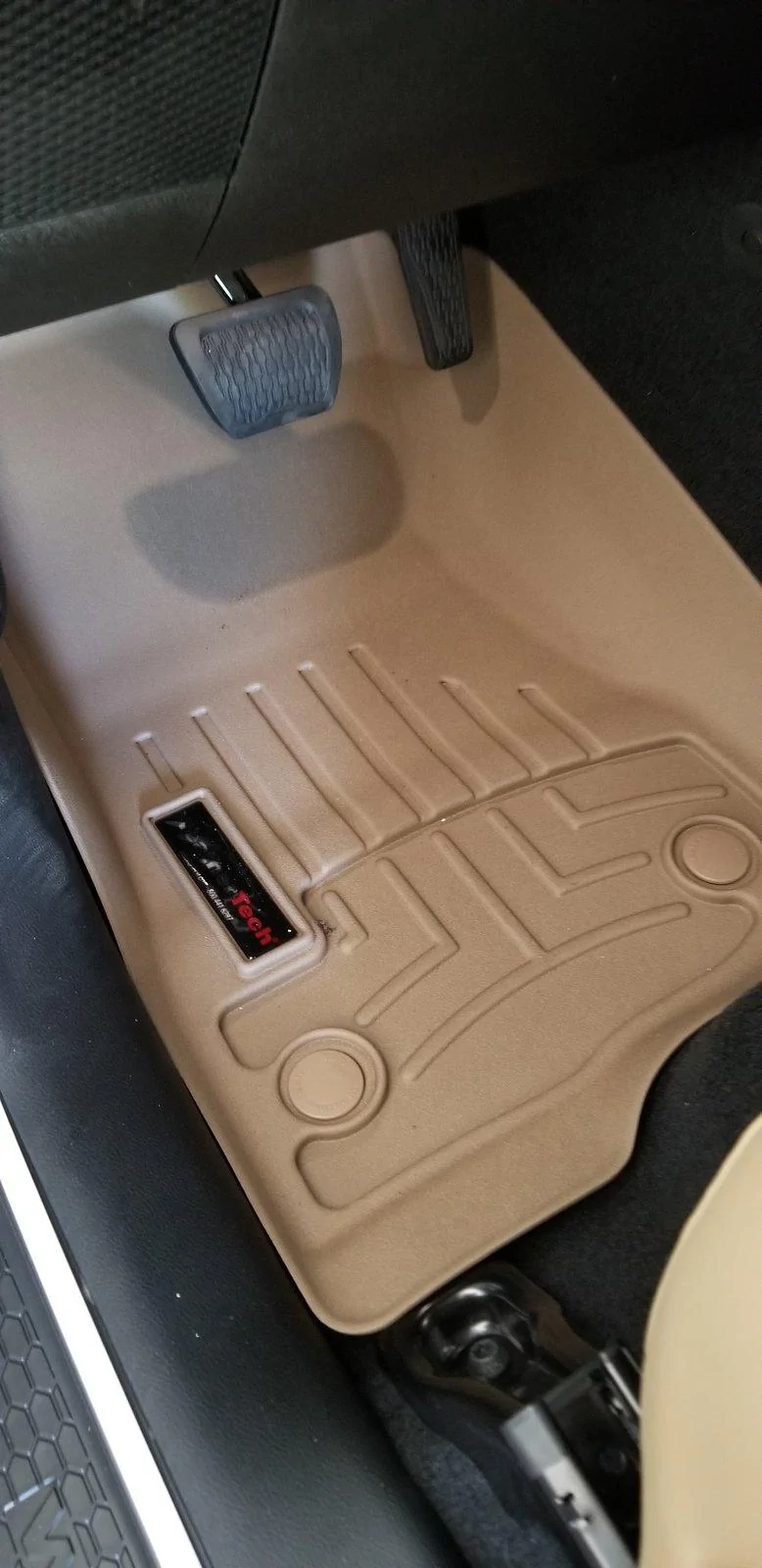 Jeep Wrangler JL Weathertech Floor Liners 20180508_115410