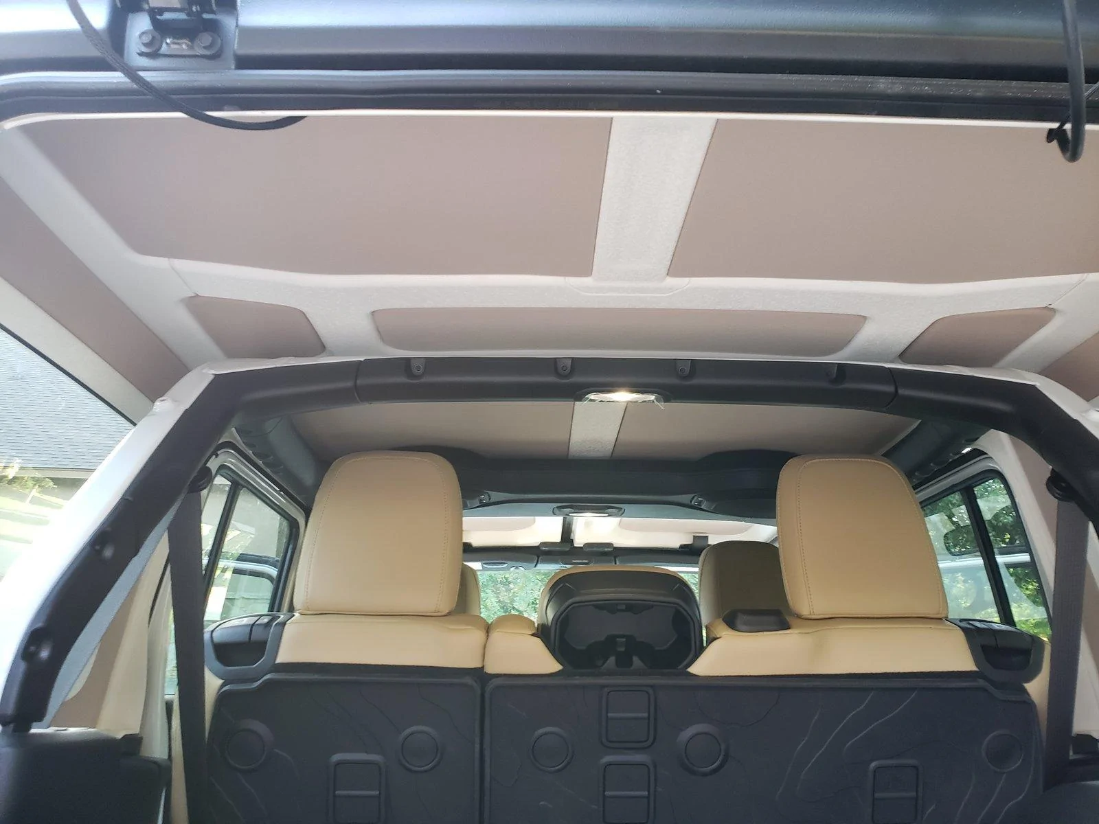 Jeep Wrangler JL Anyone installed Hothead Headliners 20180710_192557