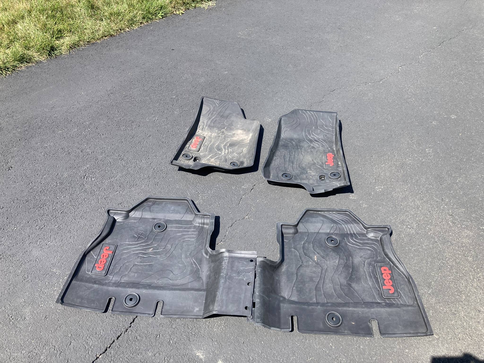 Jeep Wrangler JL Mopar All Weather Floor Mats EB80BD3F-29C4-4A56-98A4-DA70969566DA