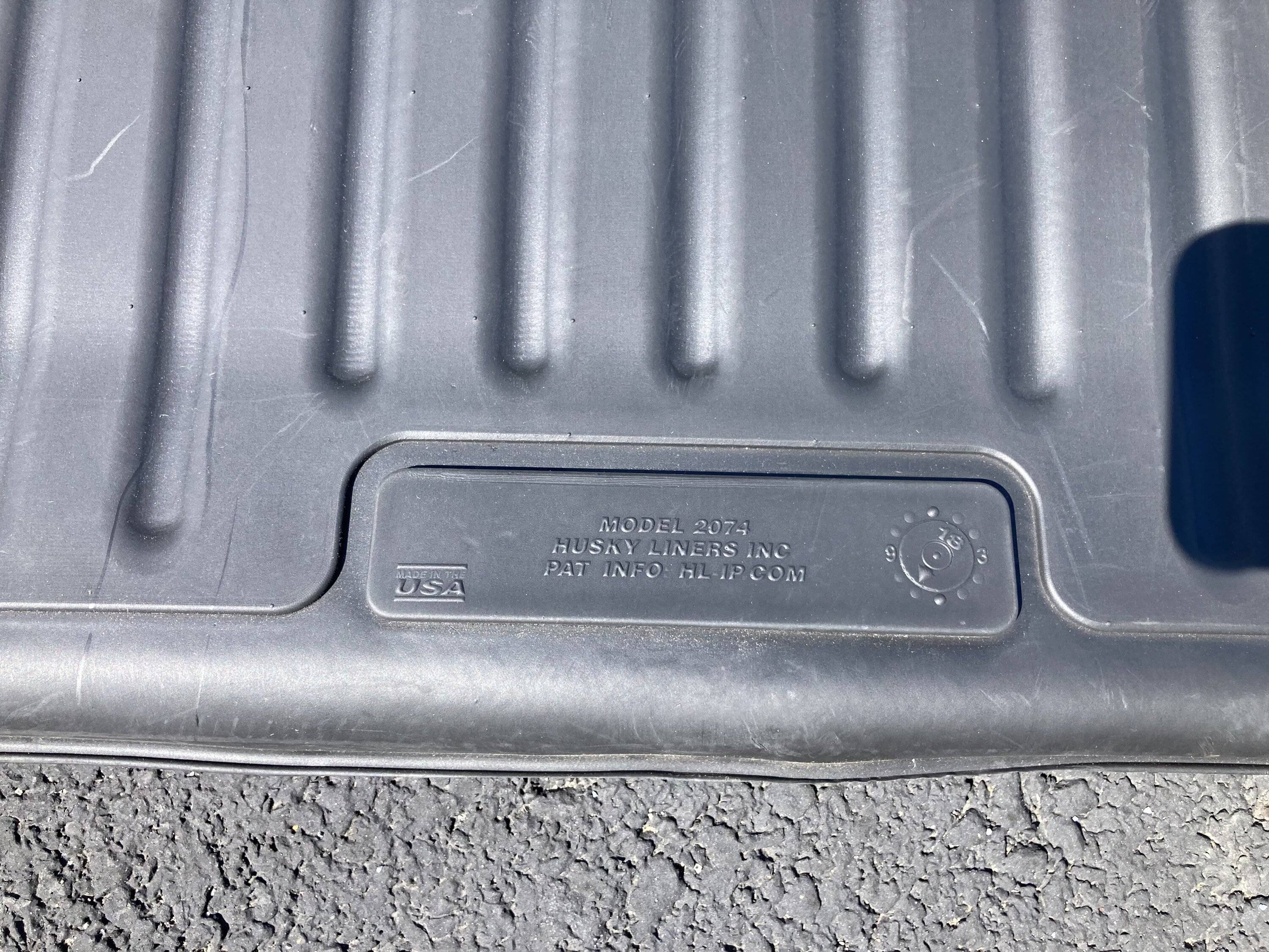 Jeep Wrangler JL Husky cargo liner JLU E9BE28B8-A05F-4075-ABA3-845A73703120