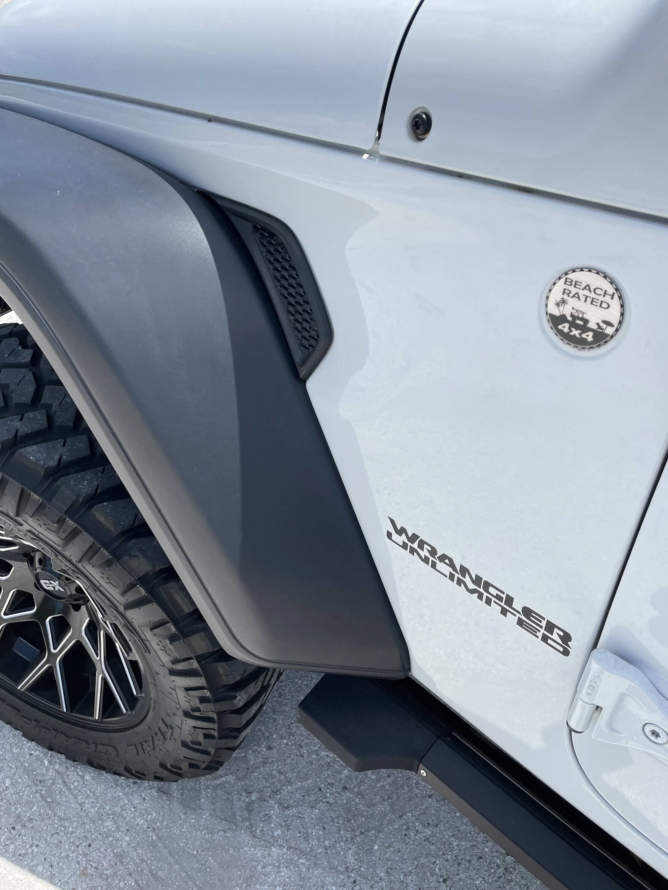 Jeep Wrangler JL Retractable steps for my '19 JL IMG_1226