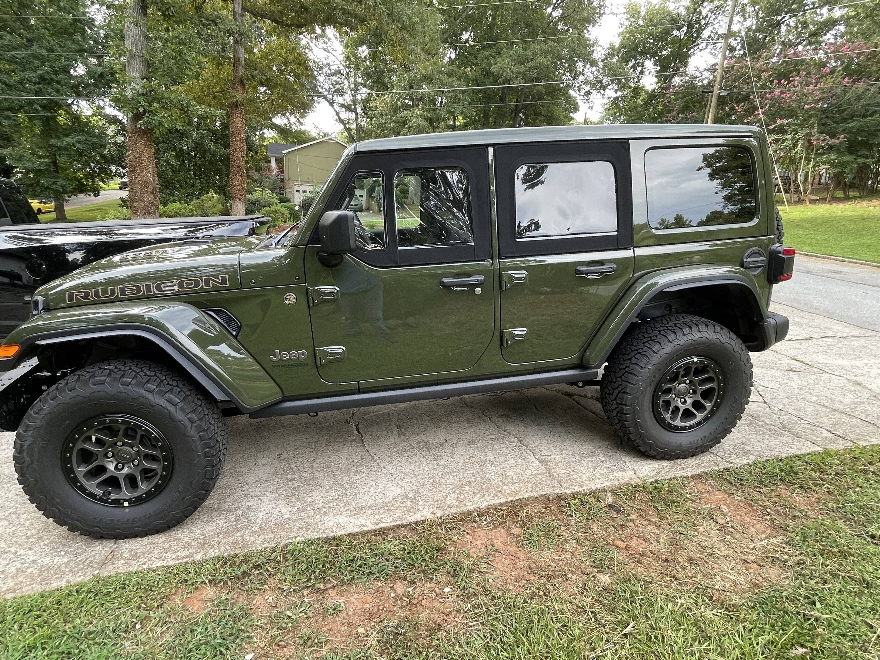 Jeep Wrangler JL How are you storing your half door windows 78C23B76-EB03-45F1-887A-1E63013181C7