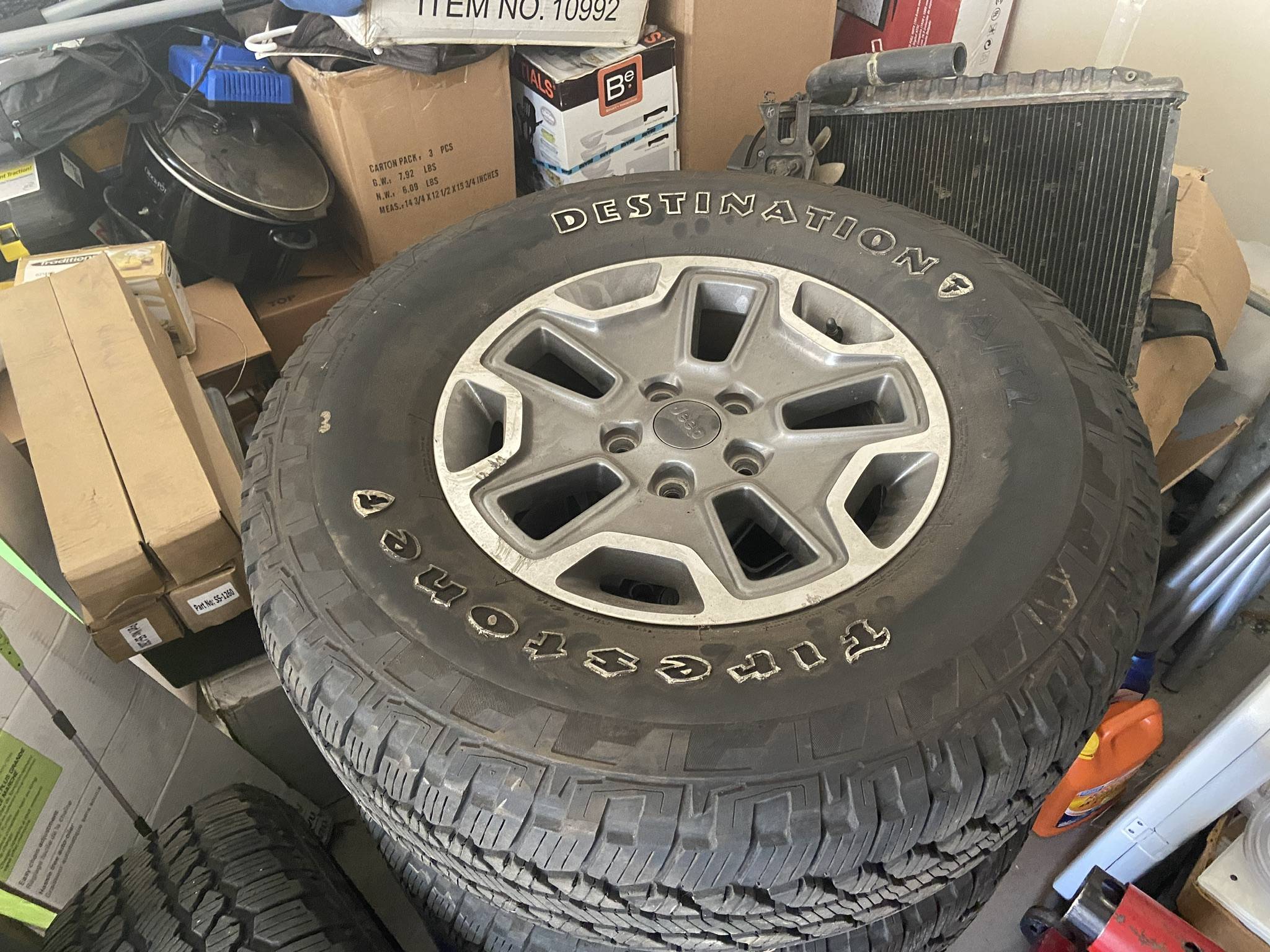 Jeep Wrangler JL Rubicon wheels and tires 50D443DD-0860-4B30-9847-A944720BA2BA