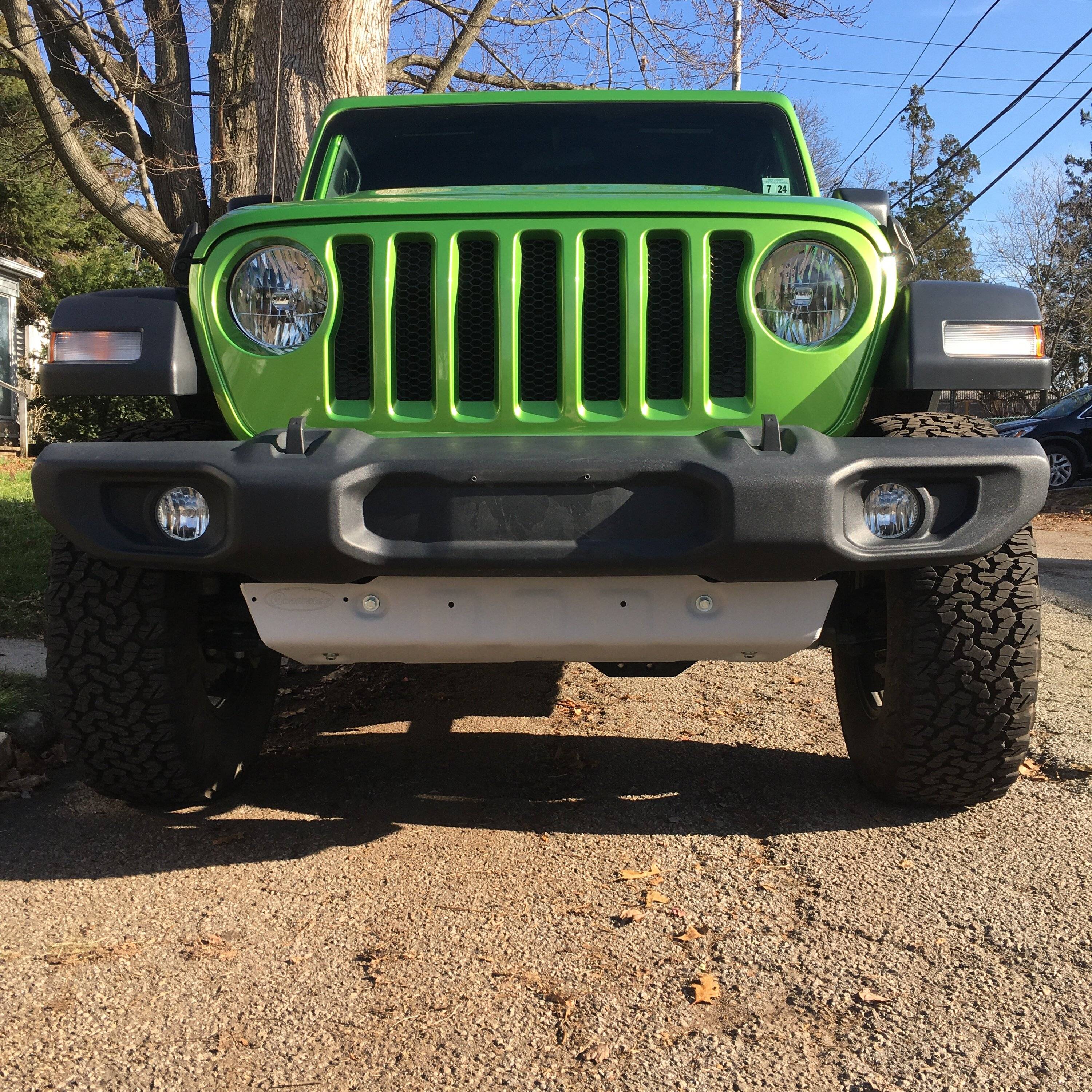 Jeep Wrangler JL 18 JLU Plastic Front Bumper IMG_3317.JPG
