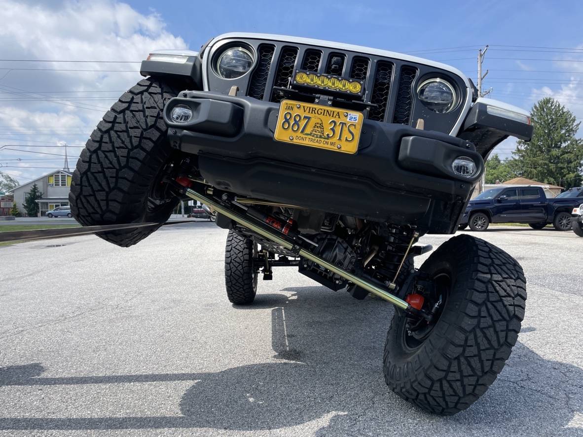 Jeep Wrangler JL Fox DSC rears in front? A53BF78B-AB68-471F-A9A2-A9A8394E8CD2