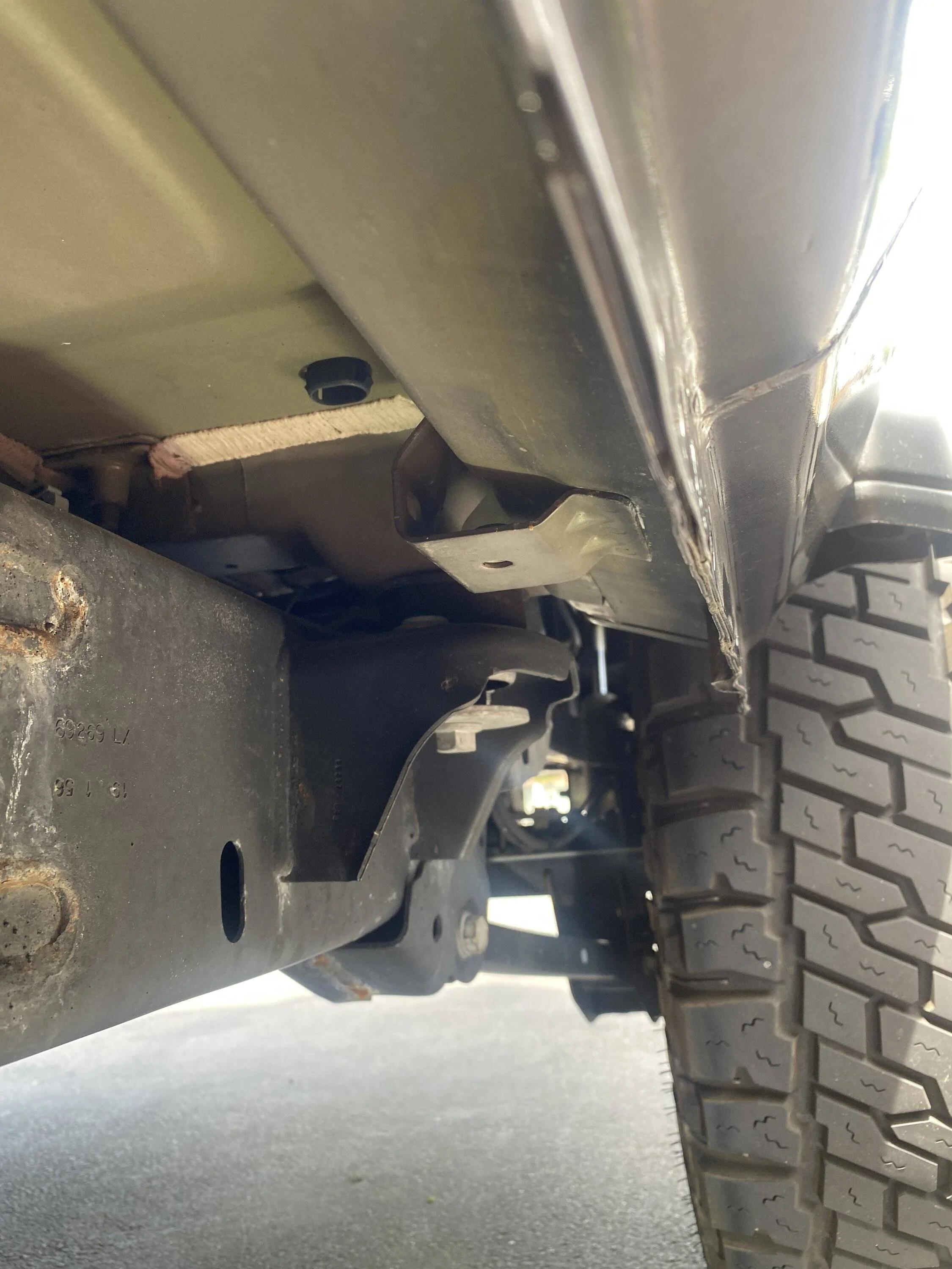 Jeep Wrangler JL Driver side rear passenger door frame paint cracking / bubbling 14EBC73A-C5D2-4A58-8AD4-F76C9003BD5D