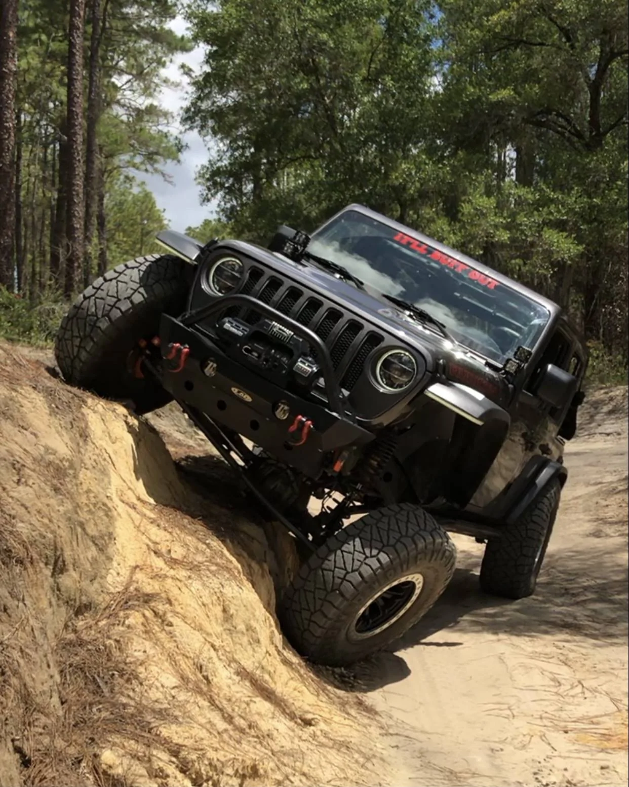 Jeep Wrangler JL "Subaru < Bronco < Jeep" C39F621F-3906-477F-8F15-F5CC91C3C437