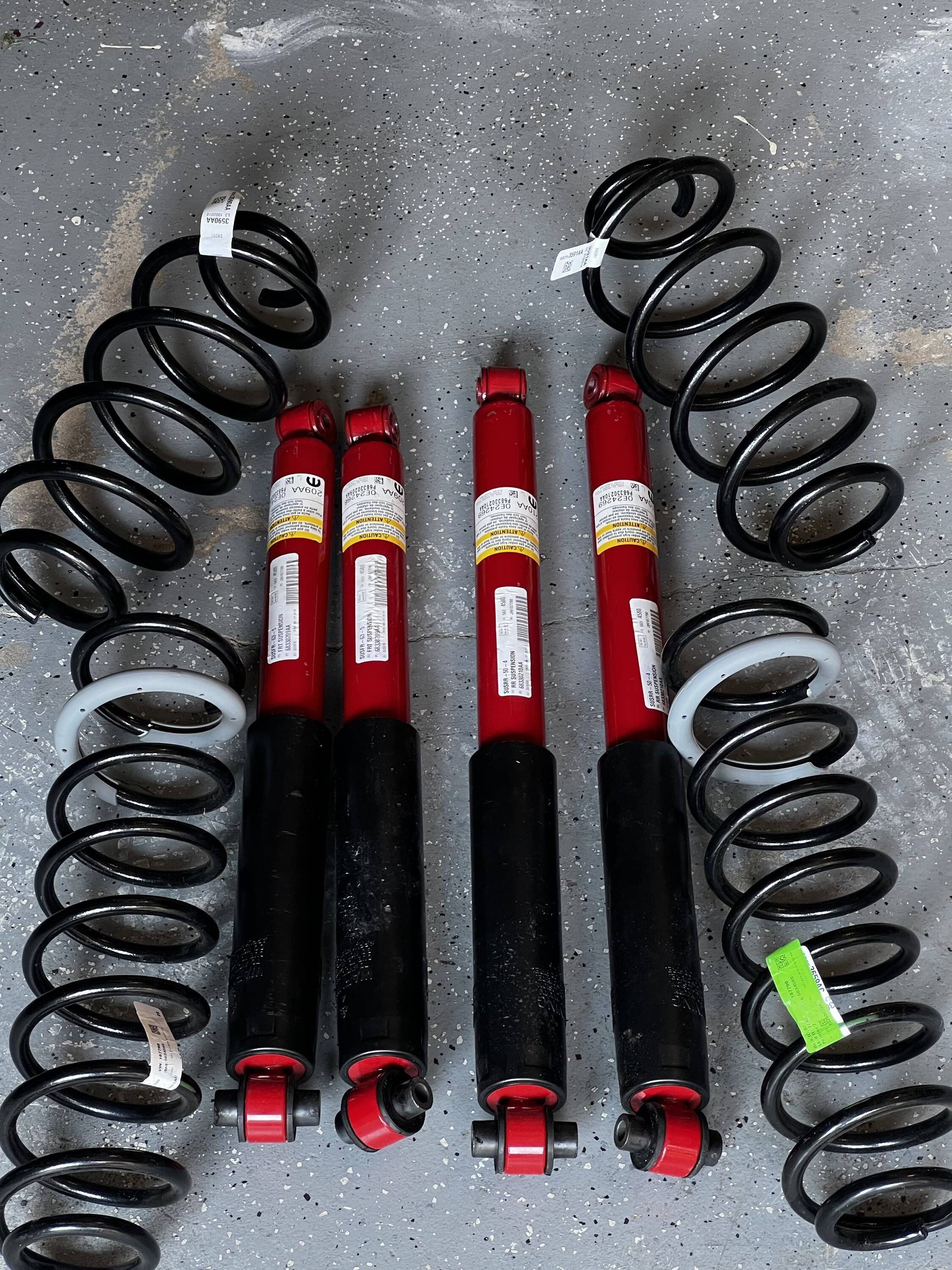 Jeep Wrangler JL JLU Rubicon suspension 61C59AC7-E1CC-4955-B6C8-9406CF1C3ECD