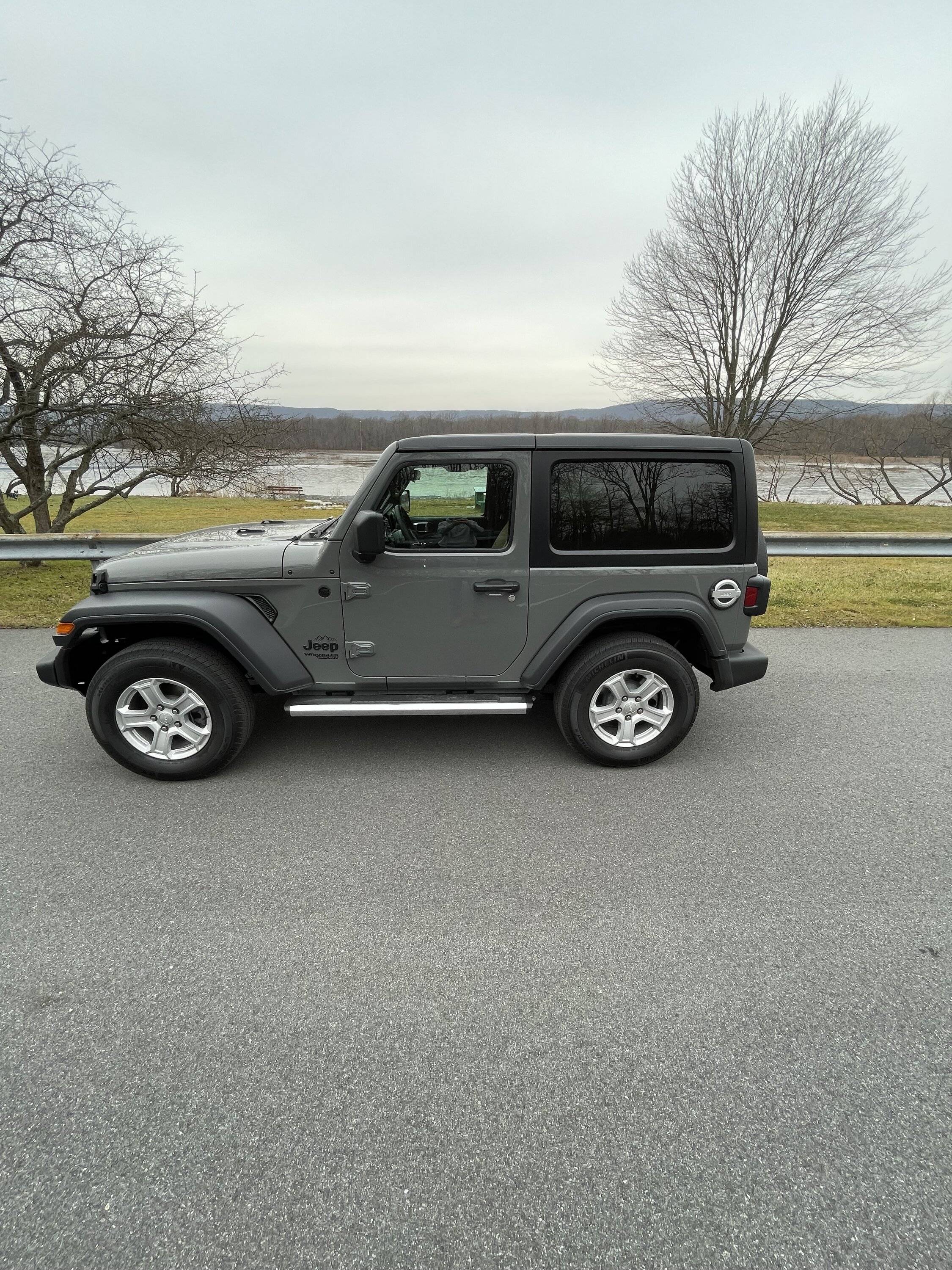 Jeep Wrangler JL Summer tops F8339BE6-A32B-4AFC-A19E-6EEBA982362A