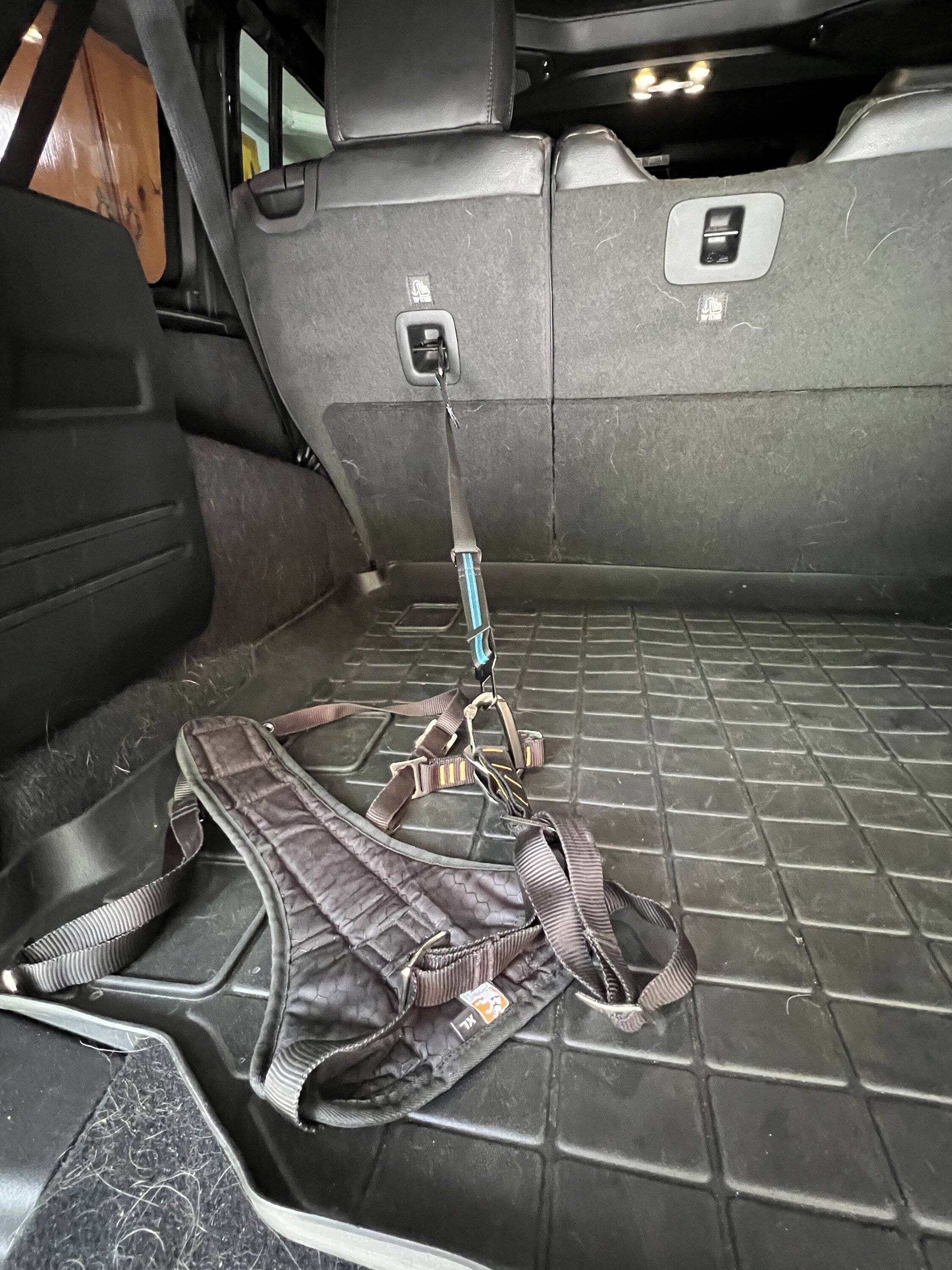 Jeep Wrangler JL Cargo space availability IMG_7526[1749]
