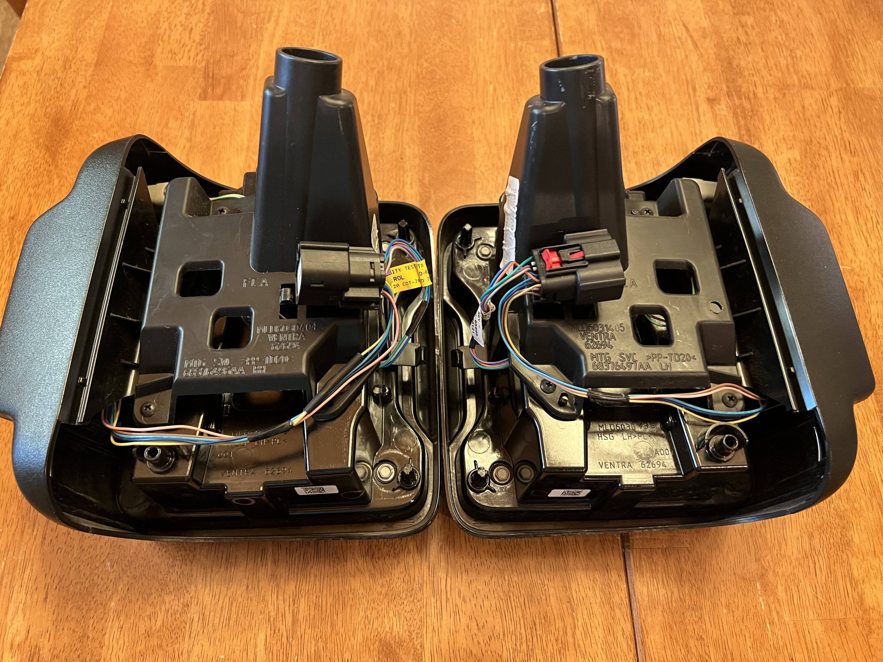 Jeep Wrangler JL OEM LED Taillights IMG-1035-2