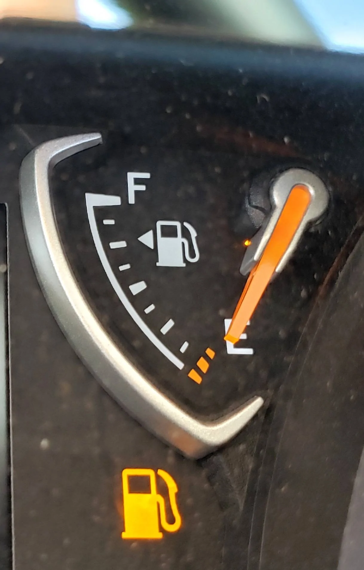 Jeep Wrangler JL Fuel "Low" Light 20220628_182359