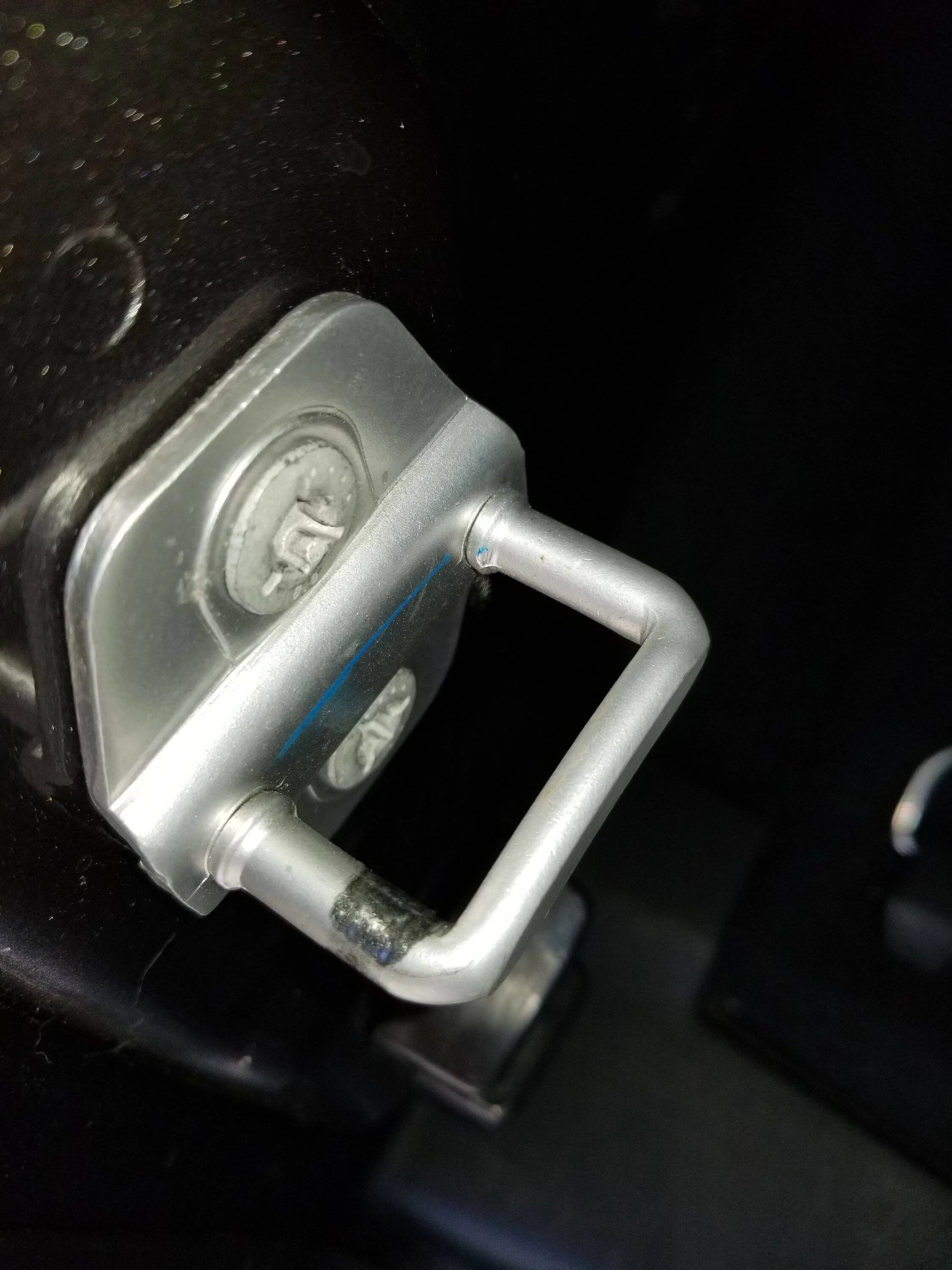 Jeep Wrangler JL Tailgate Need Adjusting? 20220827_162657