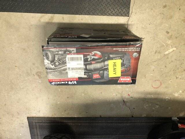 Jeep Wrangler JL Warn VR 10-S. New in box. IMG_8869