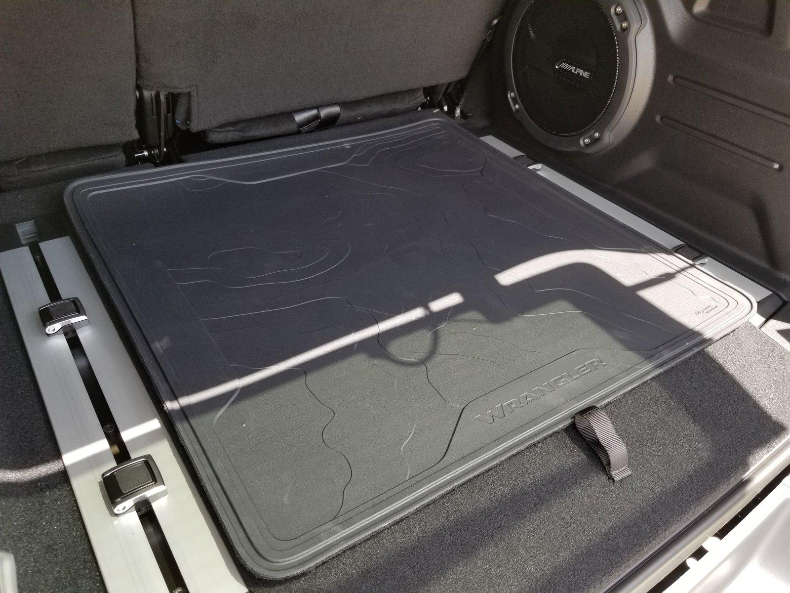 Jeep Wrangler JL STING GRAY Wrangler JL Club 20180711_104937