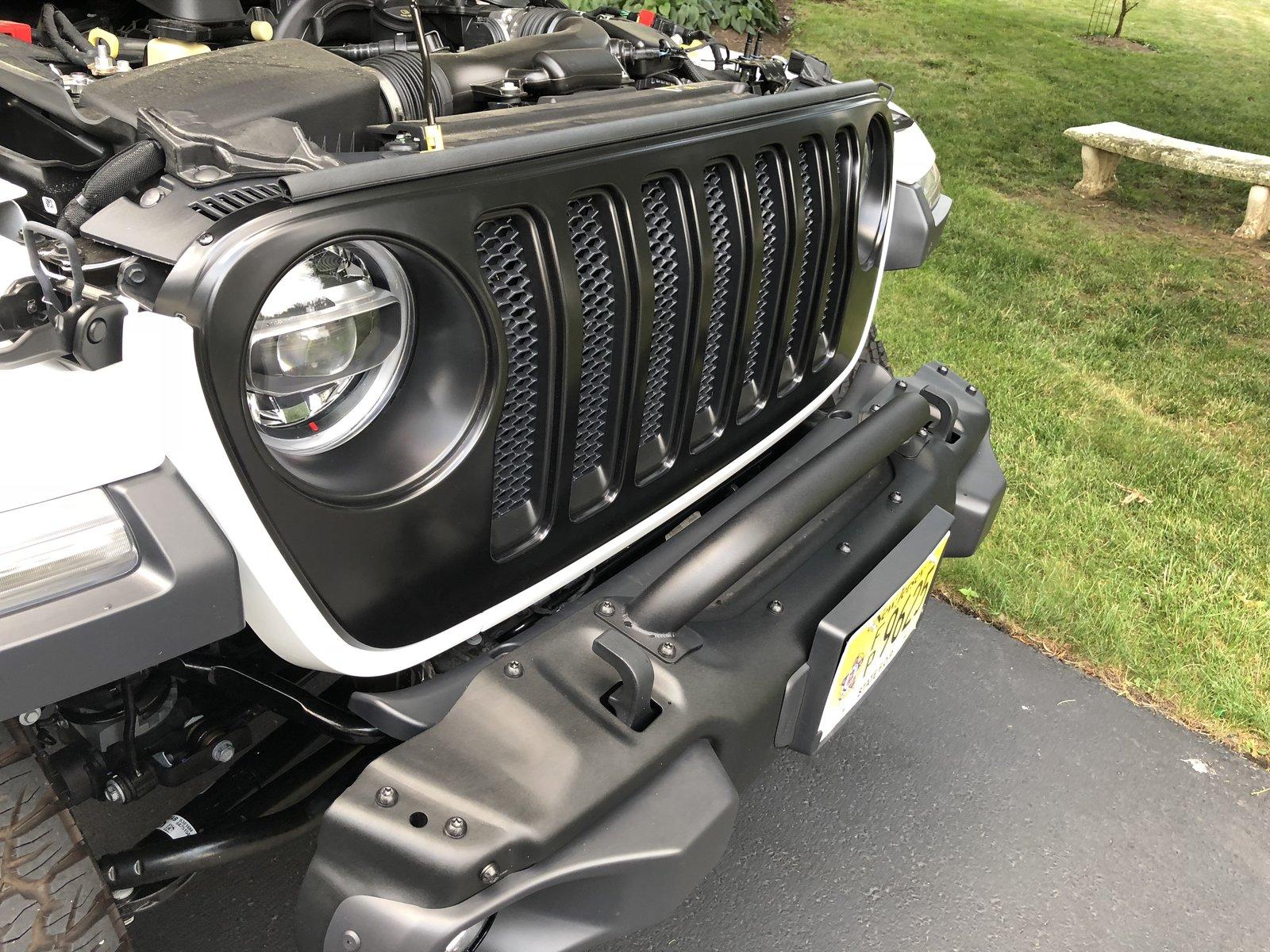 Jeep Wrangler JL Mopar Satin Black Grill 42C8A224-D04A-48B0-9387-0F3BDA32B741