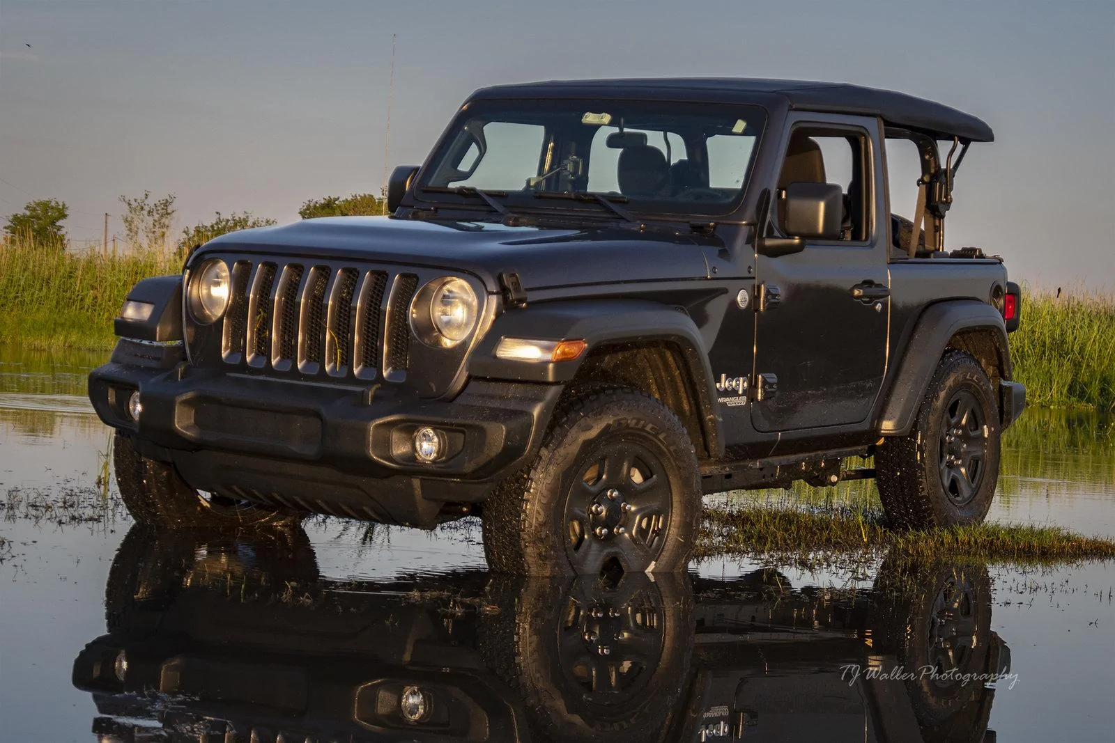 Jeep Wrangler JL 2 DOOR JL build/order discussions master thread Playing in the Water (4322D500)