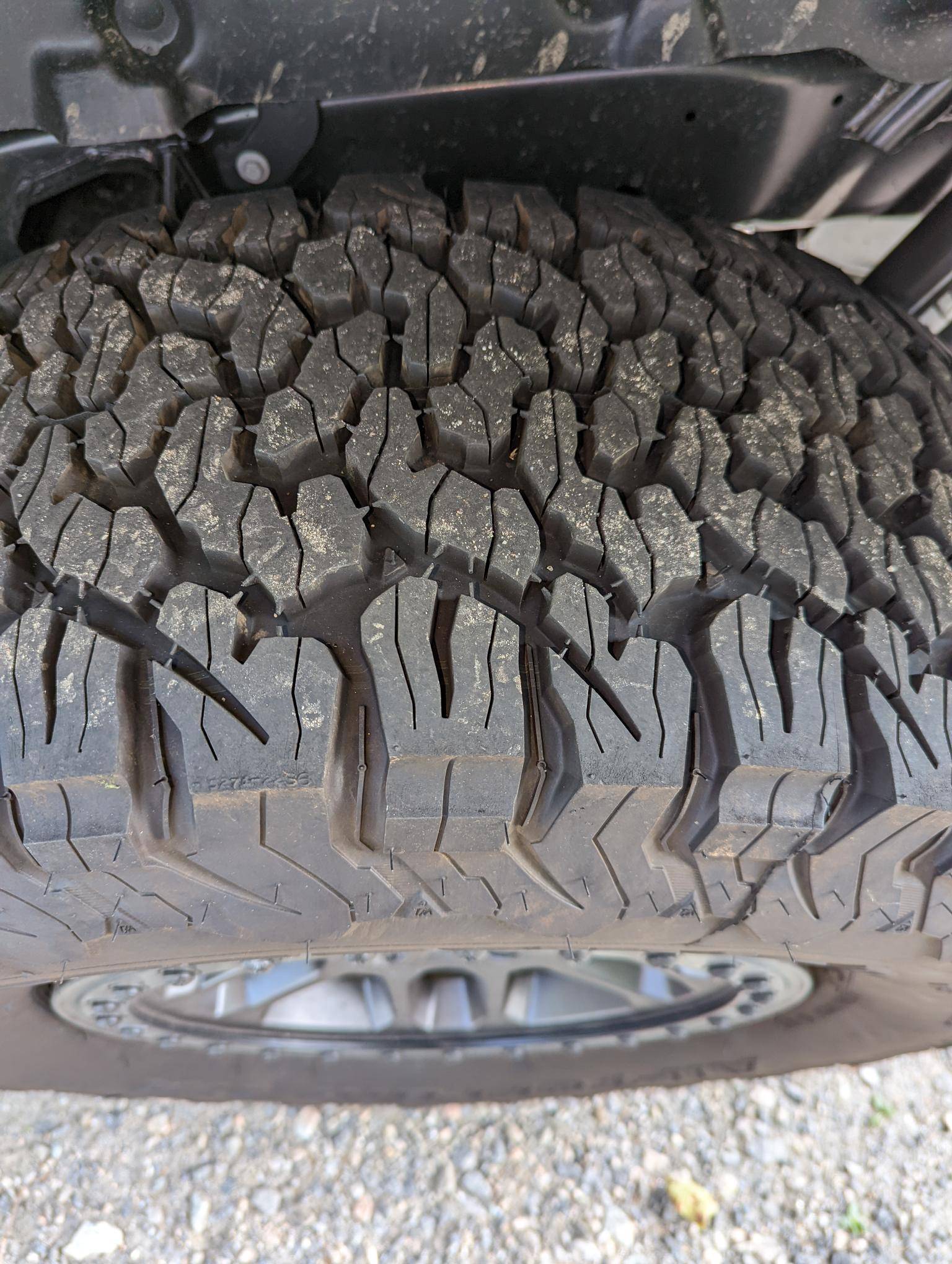 Jeep Wrangler JL XR Wheels and Tires PXL_20220904_152755597