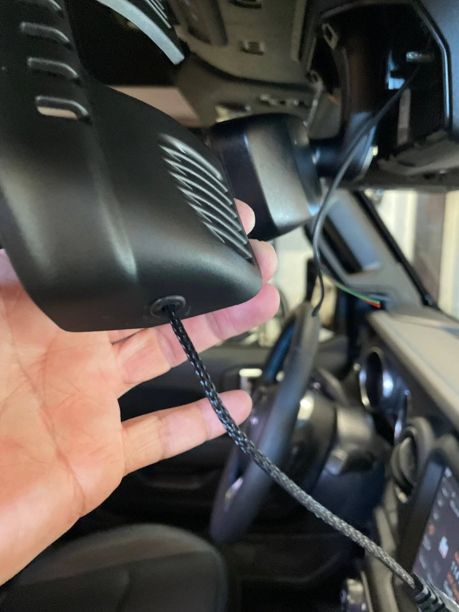 Jeep Wrangler JL Radar detector hard wire mount on 4XE 68418617256__9D476C36-02DE-4893-9834-4E0B3A30484E