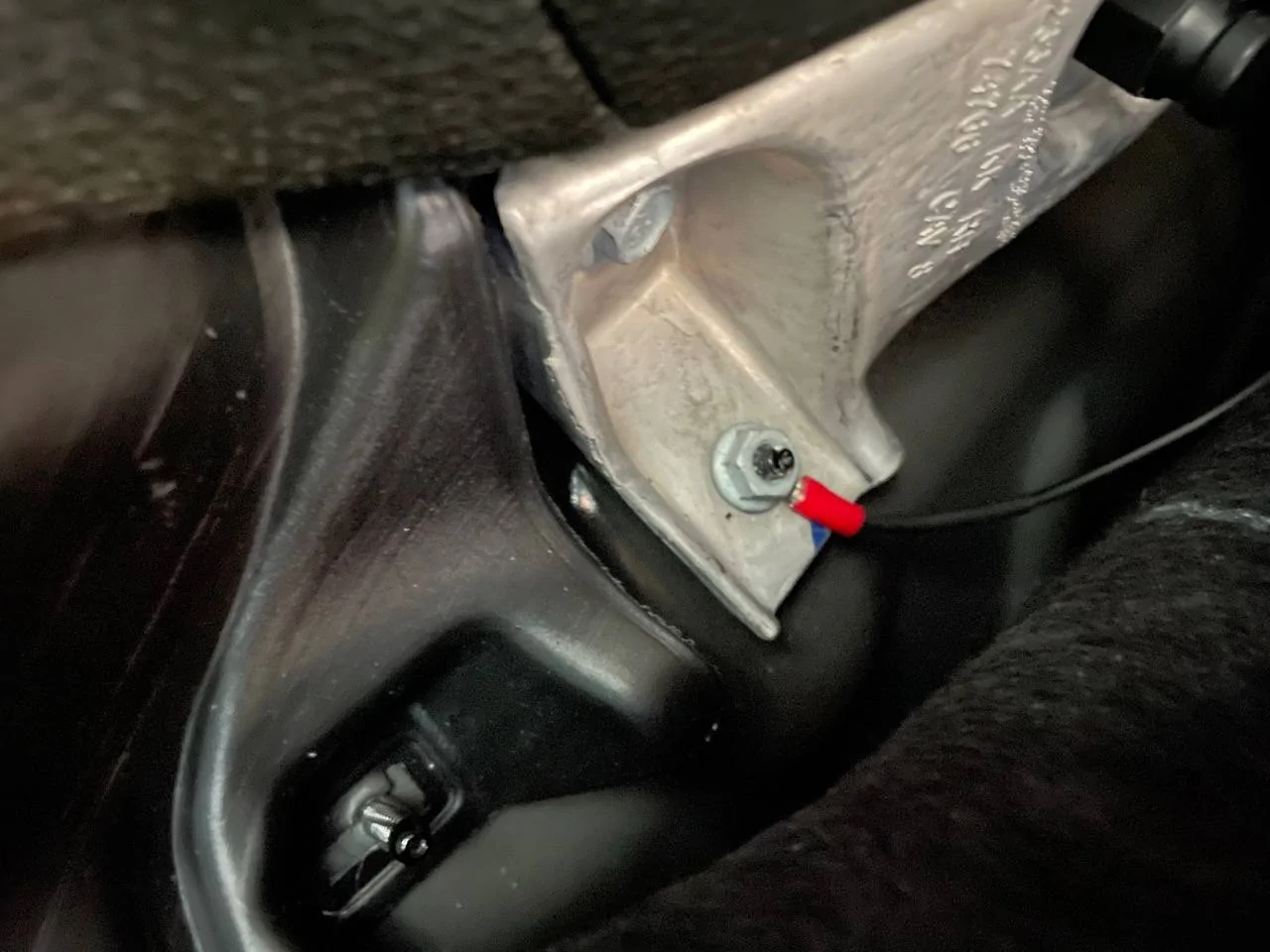 Jeep Wrangler JL Radar detector hard wire mount on 4XE IMG_4421