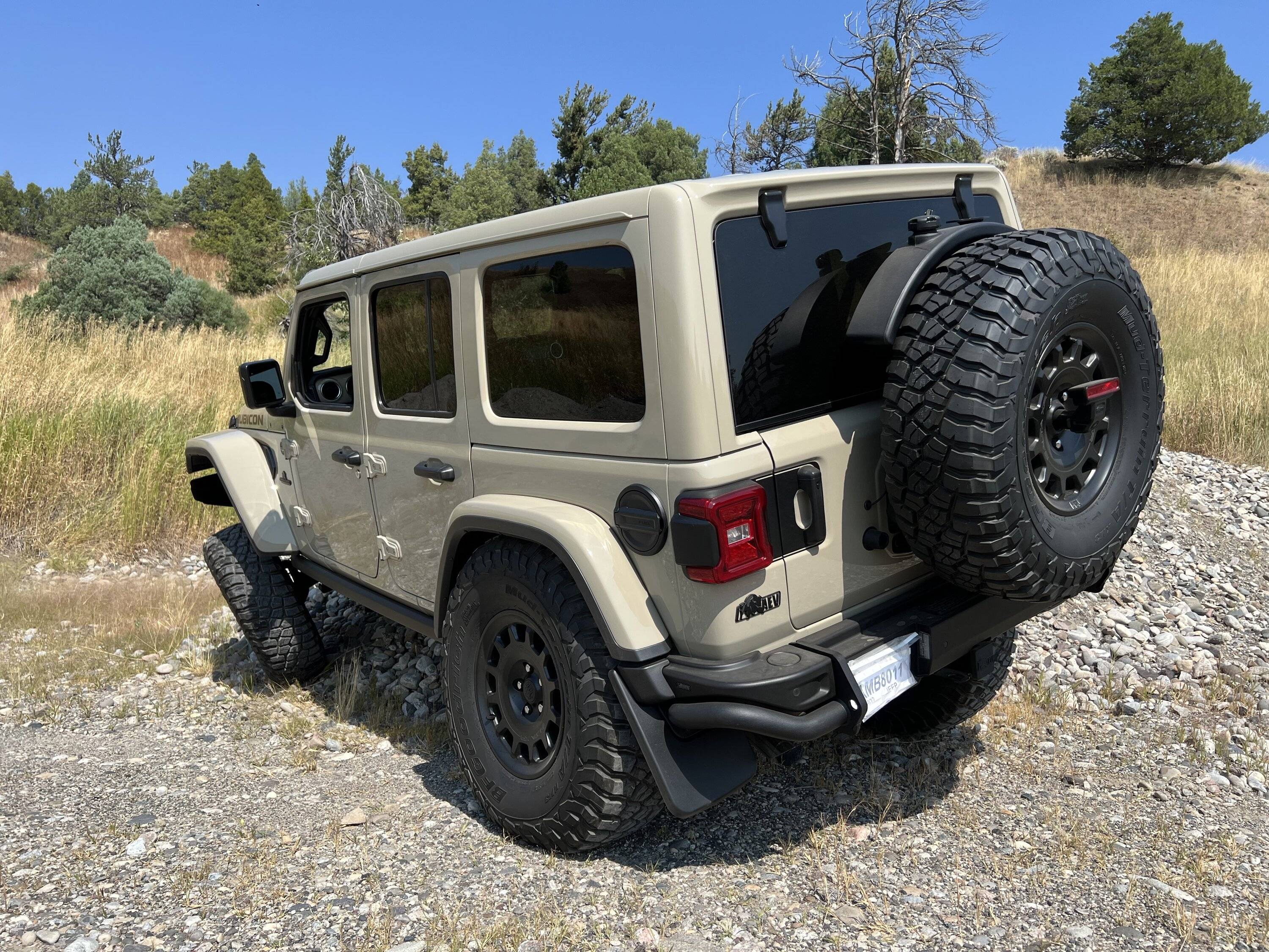 Jeep Wrangler JL AEV 392 JL370 BB98B2A5-904A-4D67-BA82-1ED5CFF88267