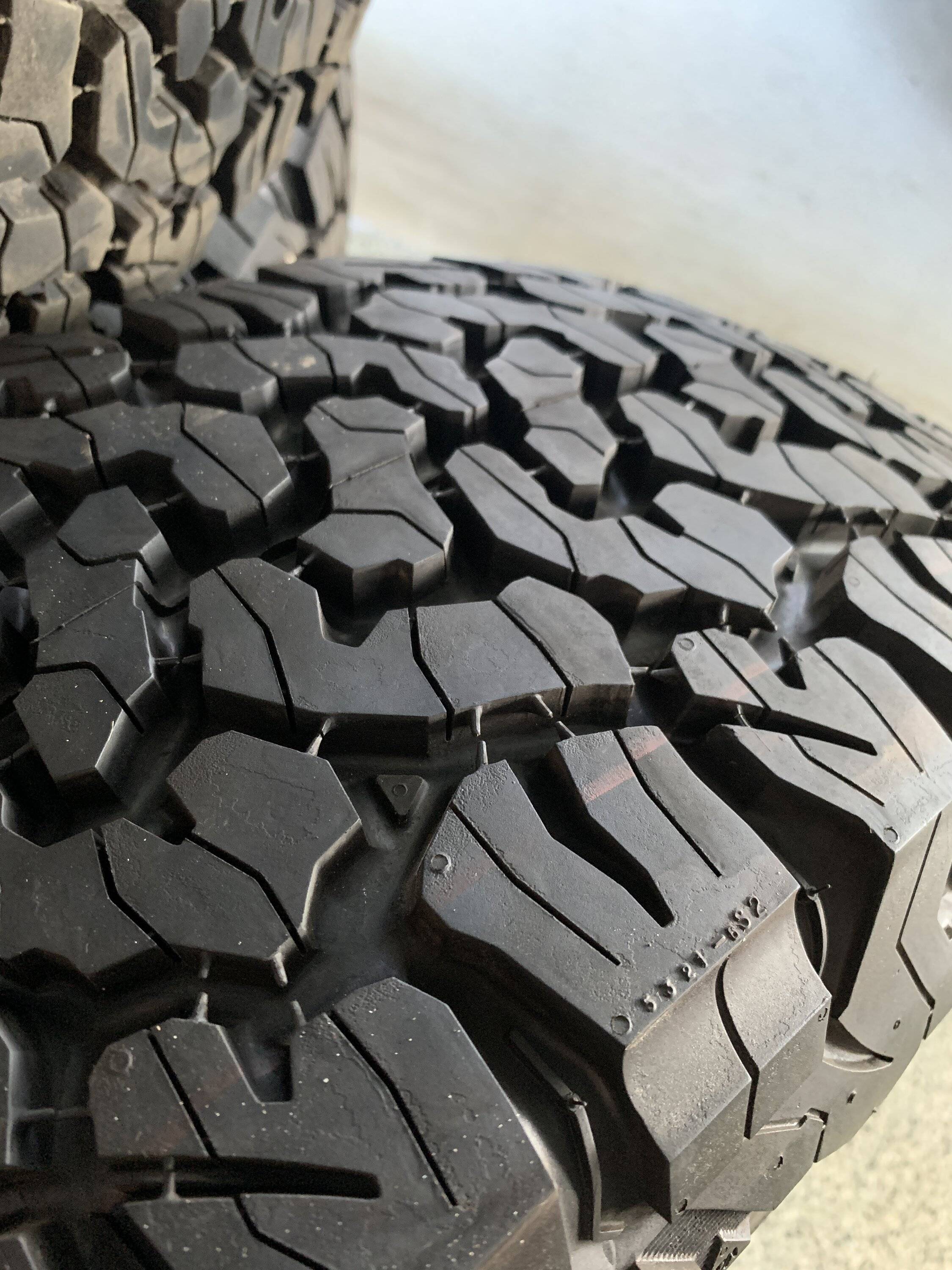 Jeep Wrangler JL 2022 Rubicon wheels and tires IMG_6549.JPG