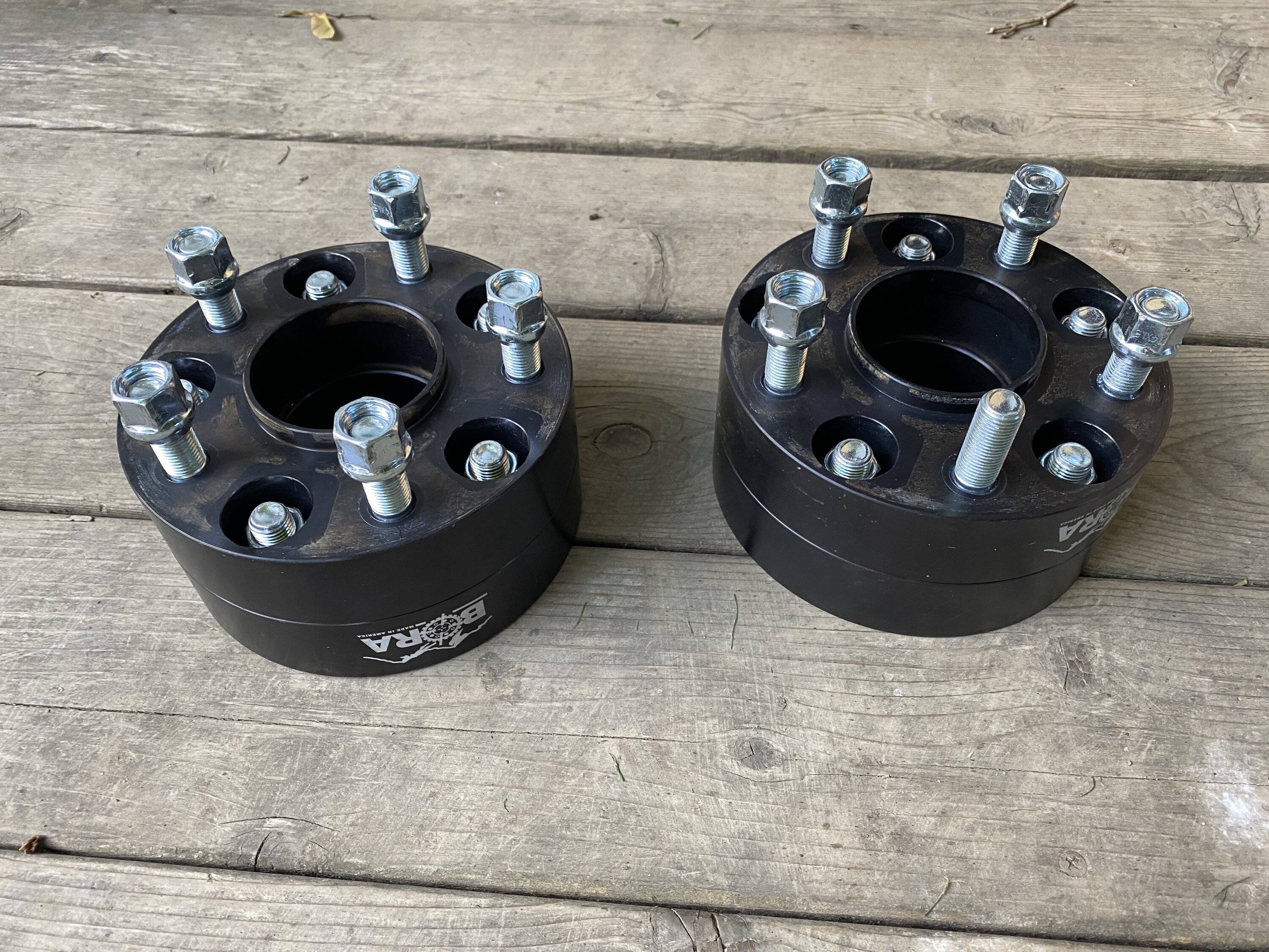 Jeep Wrangler JL (4) BORA 1.25" Wheel Spacers IMG_5878.JPG